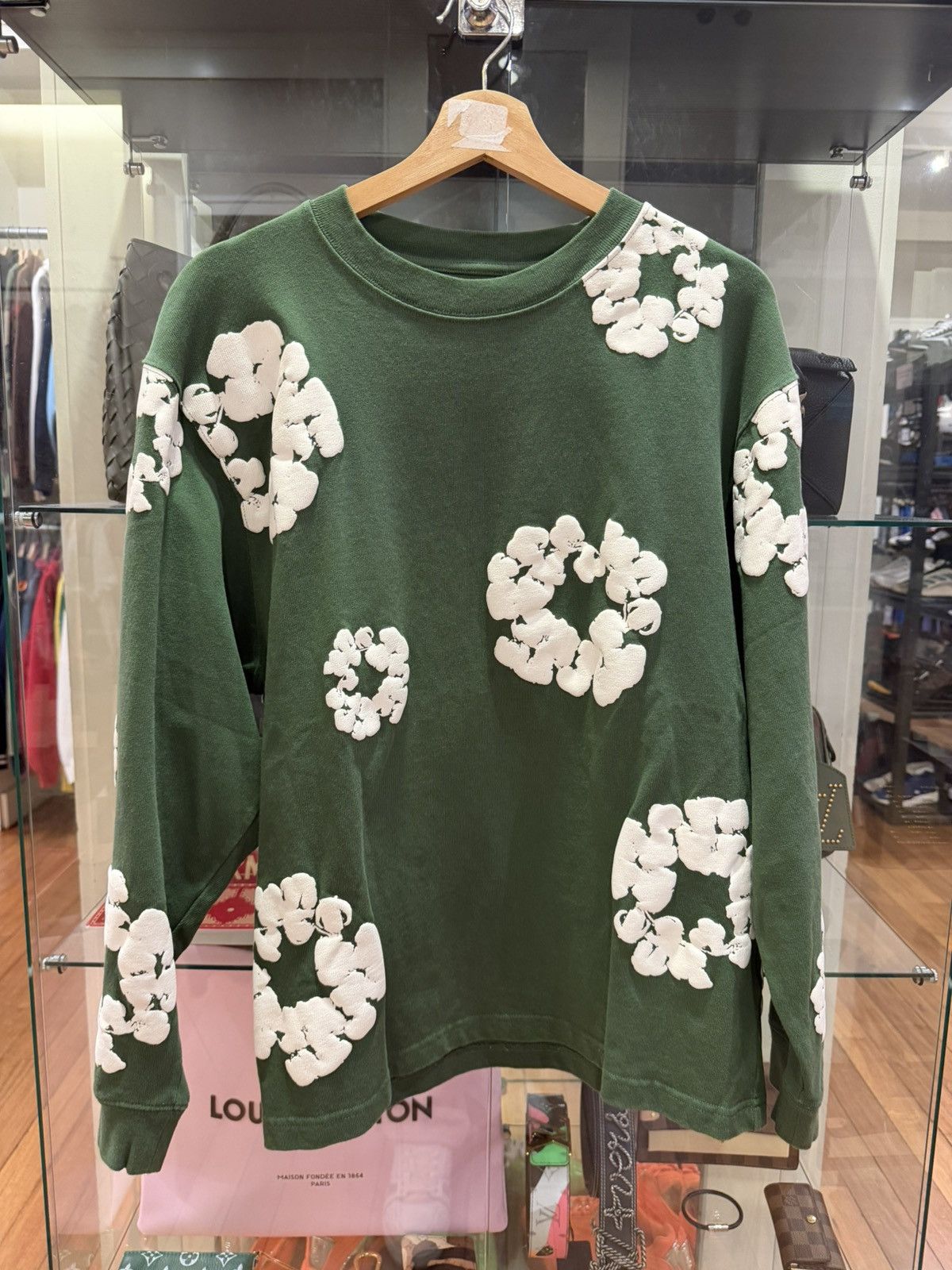 DENIM TEARS Denim Tears Wreath Longsleeve - Green Size US L / EU 52-54 / 3 - 1 Thumbnail