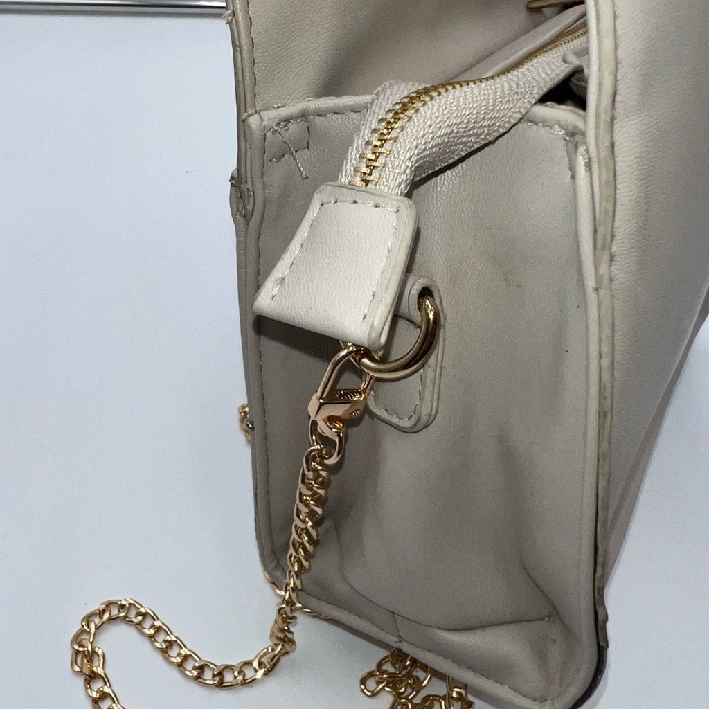 Bebe Bebe Stud Micro Shopper with Unbranded Gold Chain Crossbody Size ONE SIZE - 8 Thumbnail