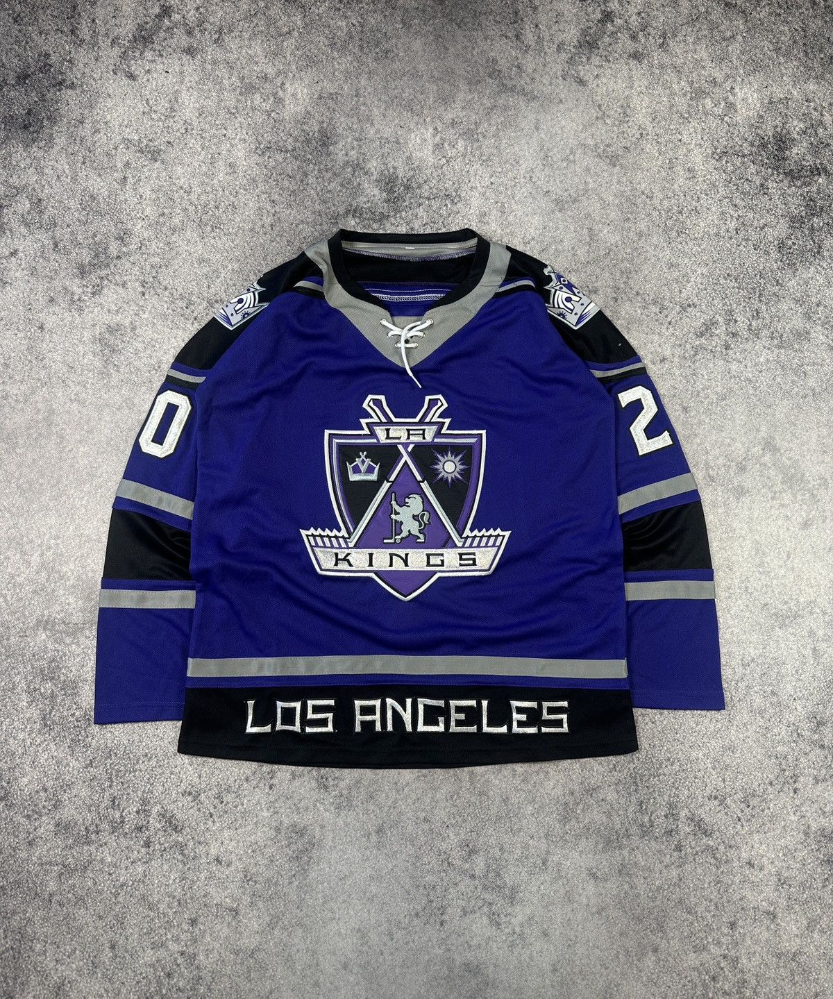 NHL Vintage Los Angeles Kings Robitaille 20 Hockey Jersey NHL M Size US M / EU 48-50 / 2 - 1 Thumbnail