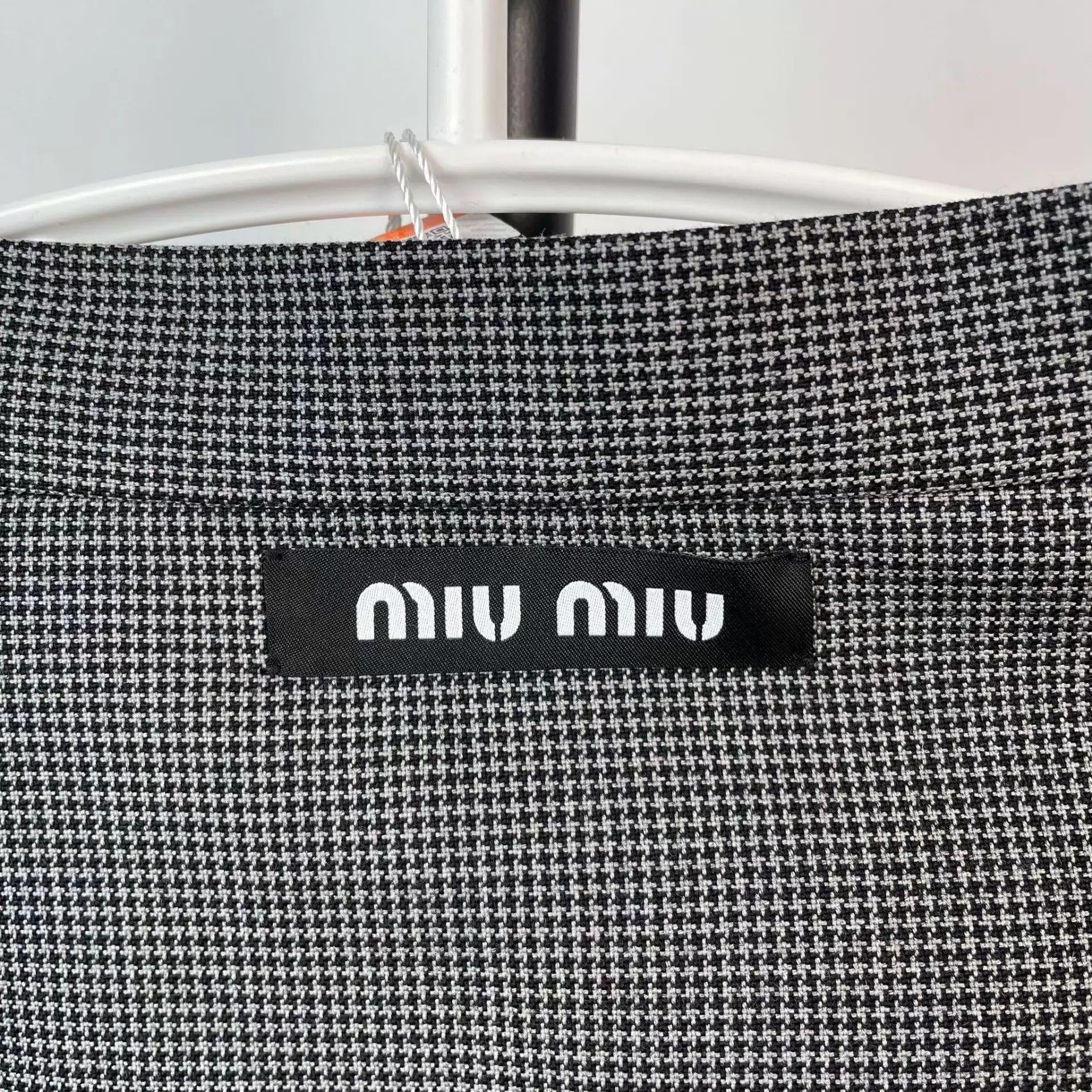 Miu Miu MIU MIU cotton check gray short skirt 40 A no accessories Size 27" / US 4 / IT 40 - 3 Thumbnail