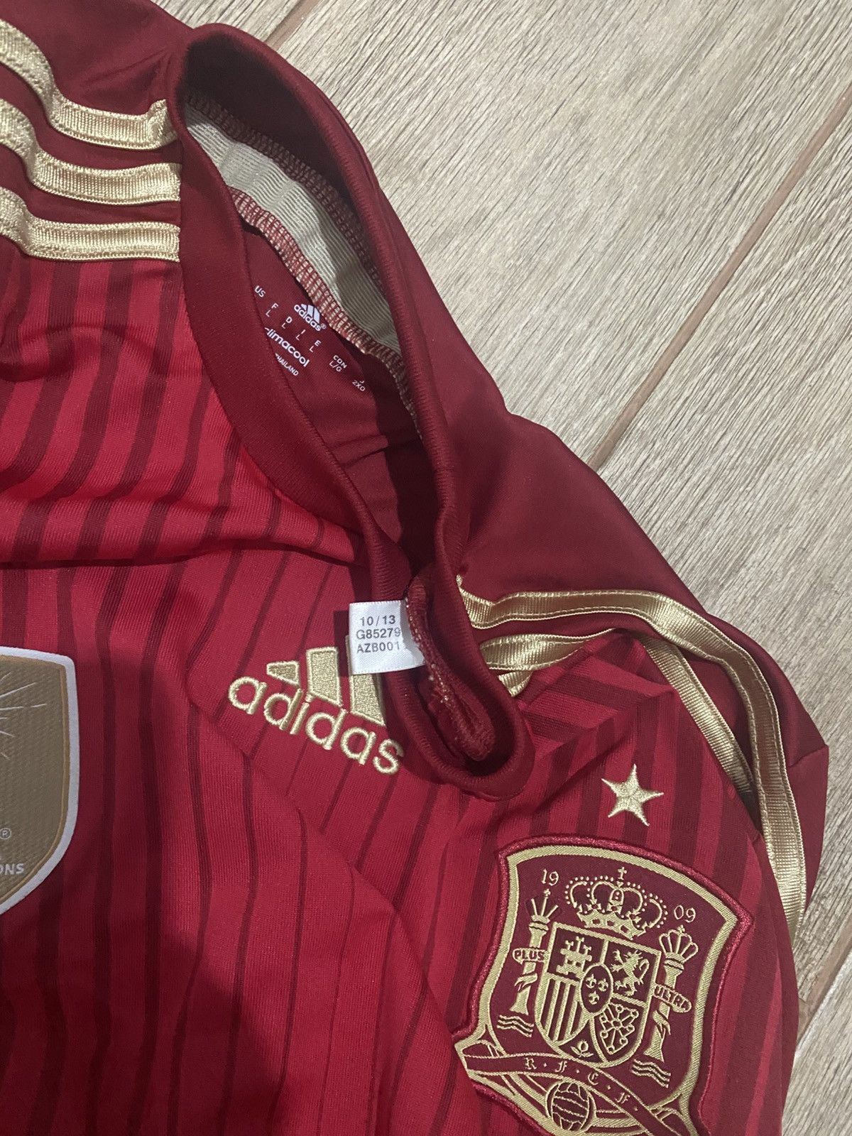 Adidas Spain National Team 2014/15 Jersey Size US L / EU 52-54 / 3 - 8 Thumbnail