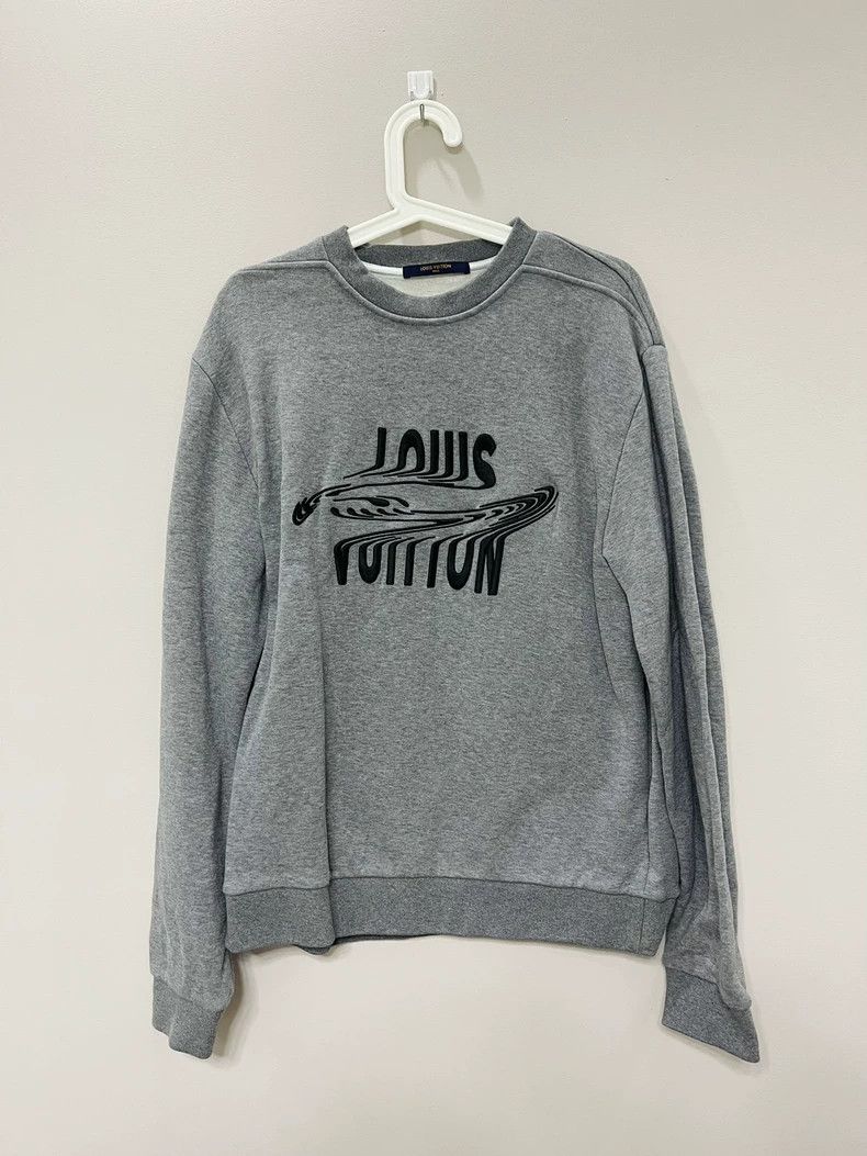 Louis Vuitton Gray Louis Vuitton Embroidered Casual Sweatshirt - dmc Size US L / EU 52-54 / 3 - 1 Thumbnail