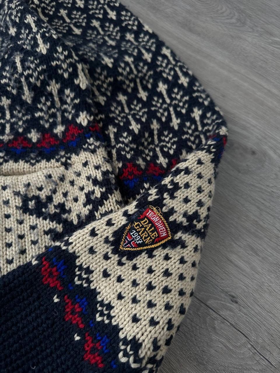Vintage Vintage Cardigan Wool Knit Norway Dale Garn Sweater Size US M / EU 48-50 / 2 - 11 Thumbnail
