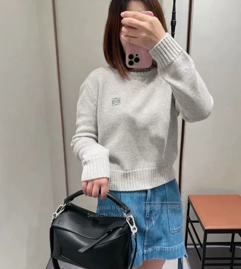 Loewe Loewe Gray Logo Embroidered Wool Crew Neck Long-Sleeve Kni Size XS / US 0-2 / IT 36-38 - 7 Thumbnail
