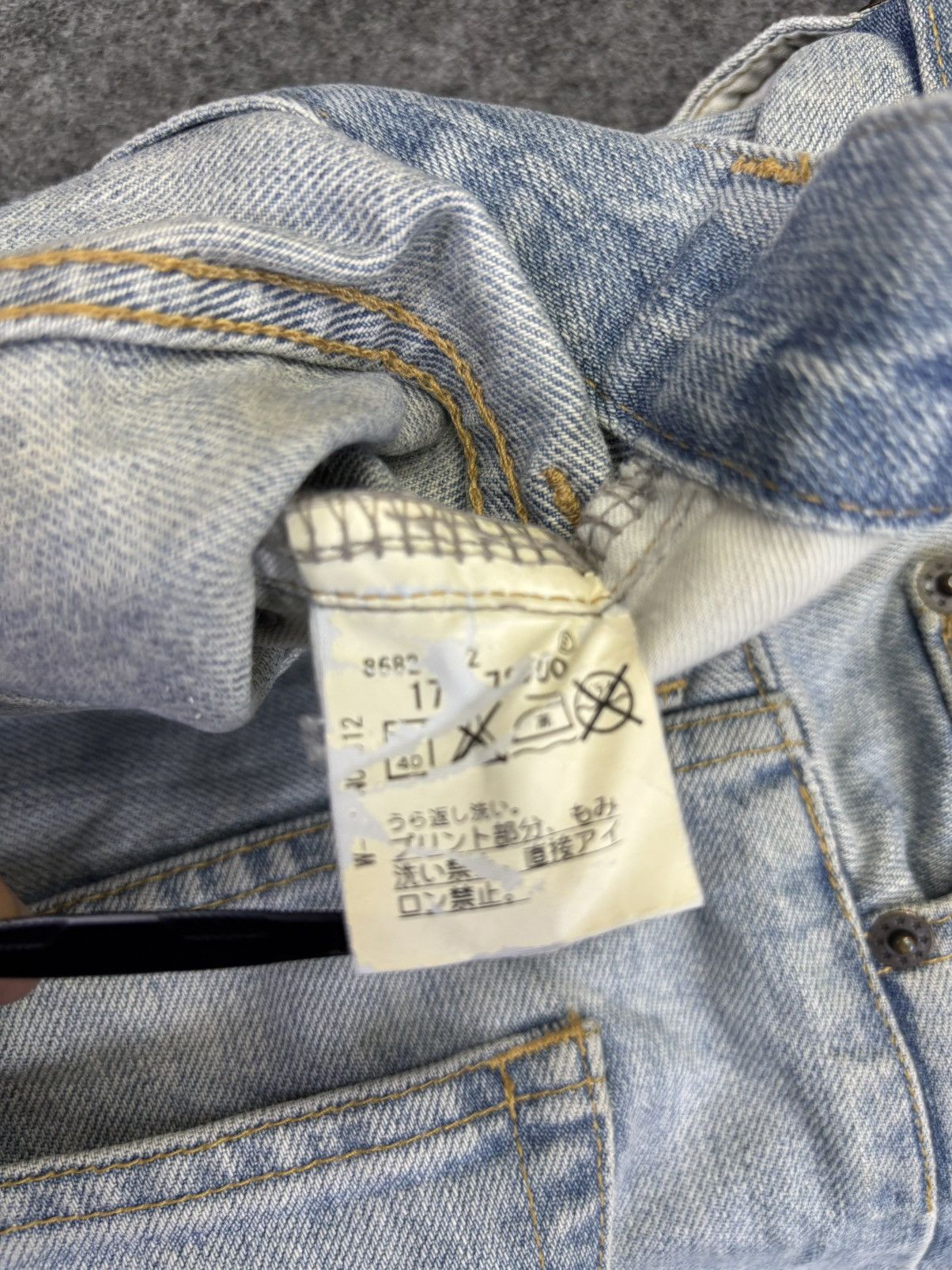 Takeo Kikuchi Takeo Kikuchi Painter Distressed Light Wash Denim F992 Size US 37 - 13 Thumbnail