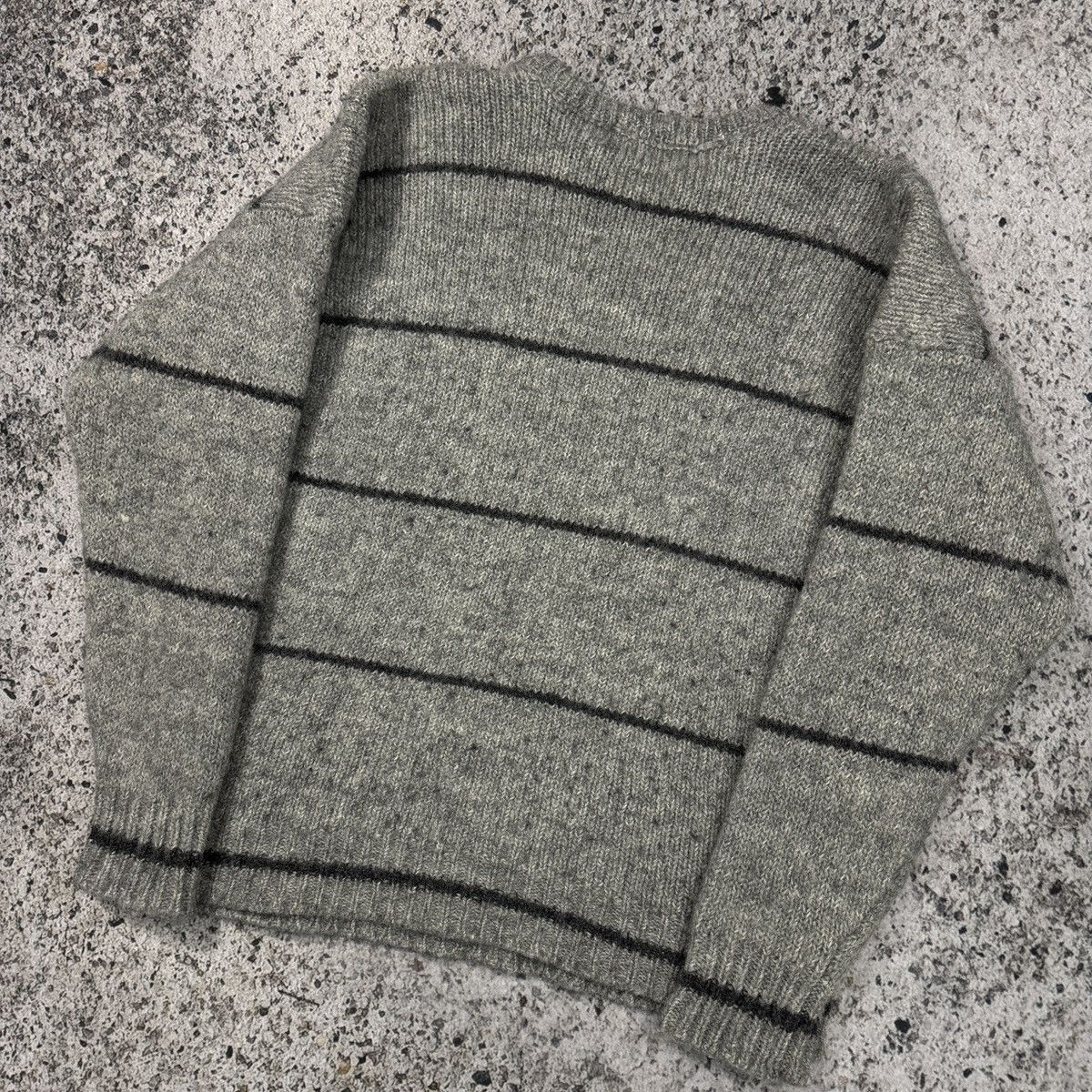 Vintage VINTAGE 1980s LIGHT GREY WOOL KNIT SWEATER Size US L / EU 52-54 / 3 - 10 Thumbnail