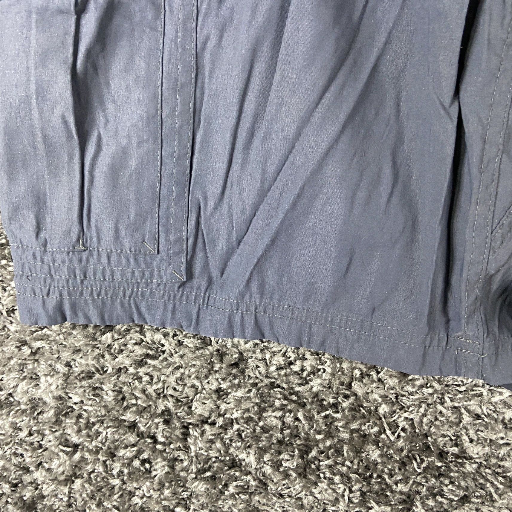 Eddie Bauer VINTAGE? Eddie Bauer Gray Cargo Shorts Men Adult 34 Gray, Cargo, 34, Men Size US 34 / EU 50 - 2 Thumbnail