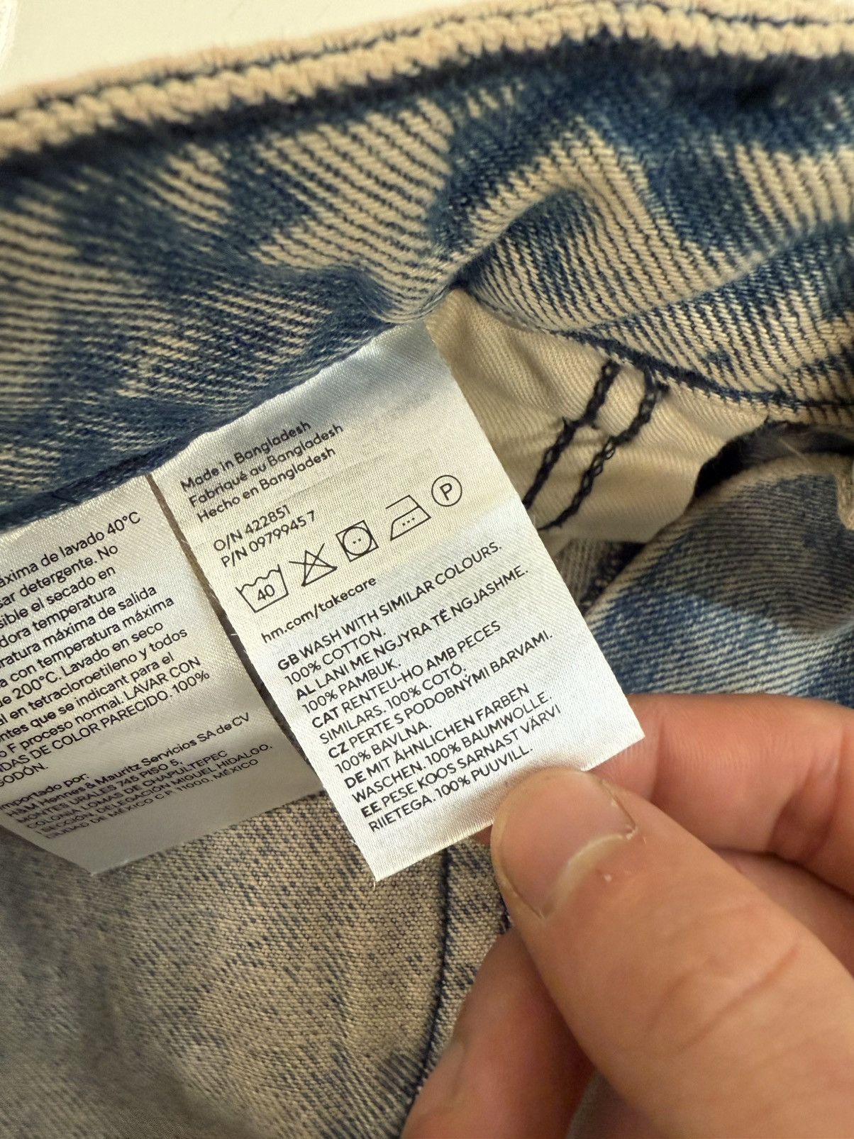 H&M Color washed tapered jeans Size US 30 / EU 46 - 5 Thumbnail