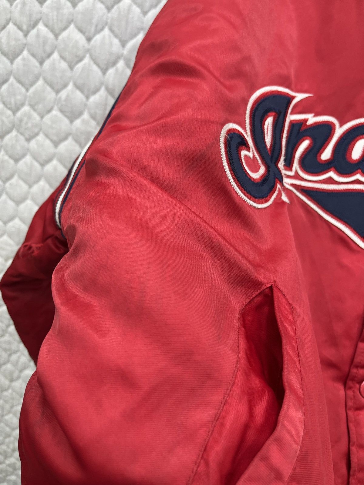 Starter 🔥🔥🔥MLB STARTER CLEVELAND INDIANS VARSITY JACKET Size US L / EU 52-54 / 3 - 14 Thumbnail