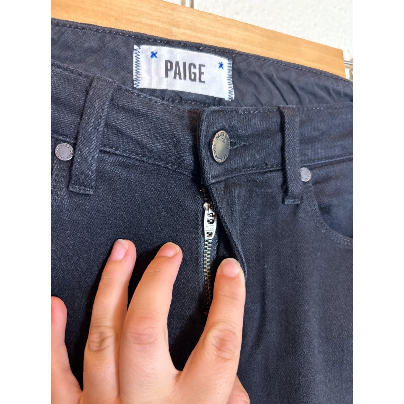 Paige **Paige Skyline Black Women’s Skinny Jeans Size 25** User: Paige Skyline Black Women's Skinny Jeans Size 25 Size 42" / US 20 - 6 Thumbnail