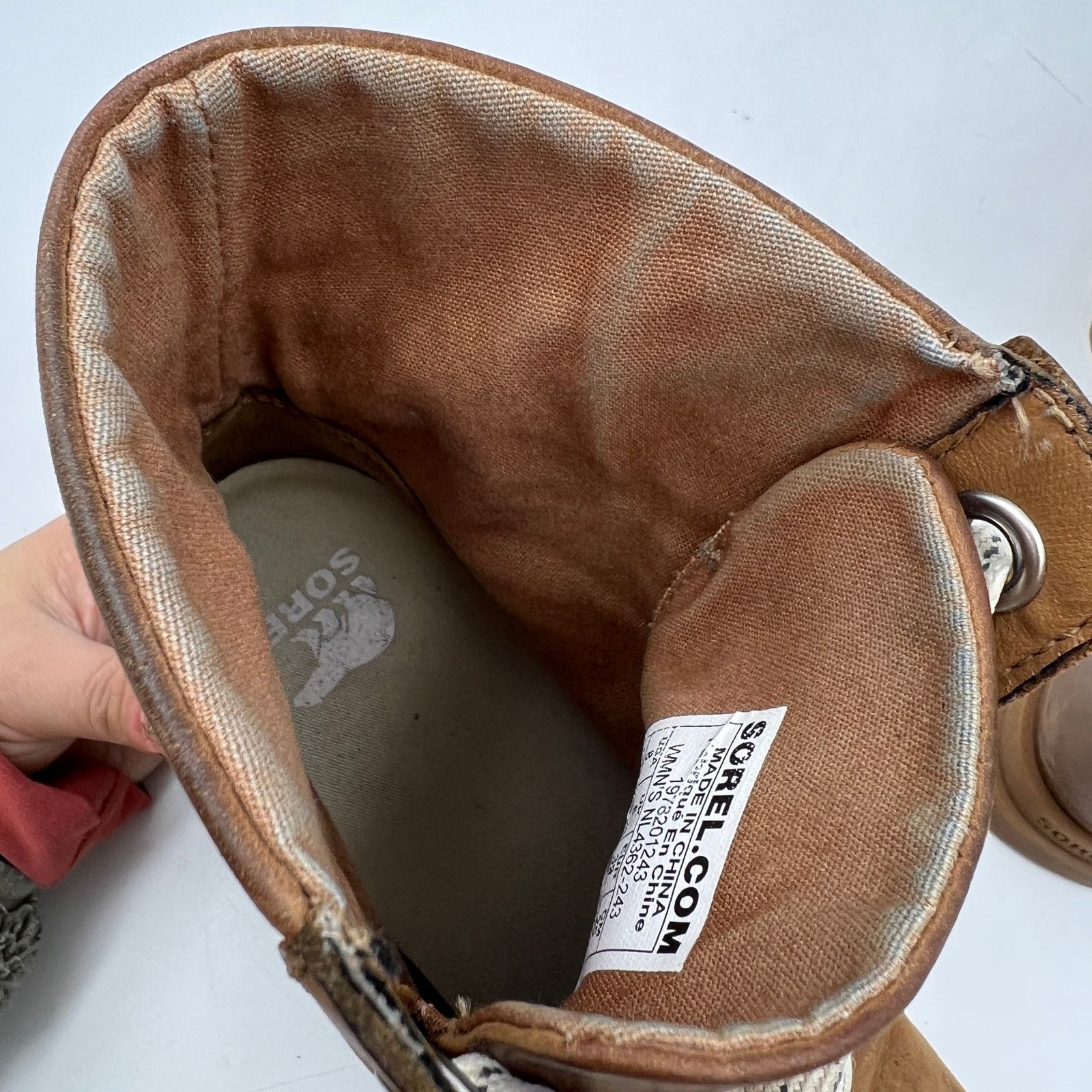 SOREL Sorel Joan of Arctic Wedge III Lexie Bootie Tan Nubuck Size US 8 / IT 38 - 4 Thumbnail