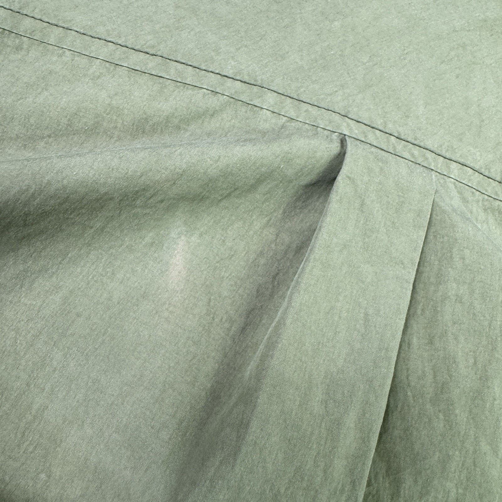 Burton Burton AK Men Linght Overshirt Jacket Nylon Green Size L Size US L / EU 52-54 / 3 - 18 Thumbnail