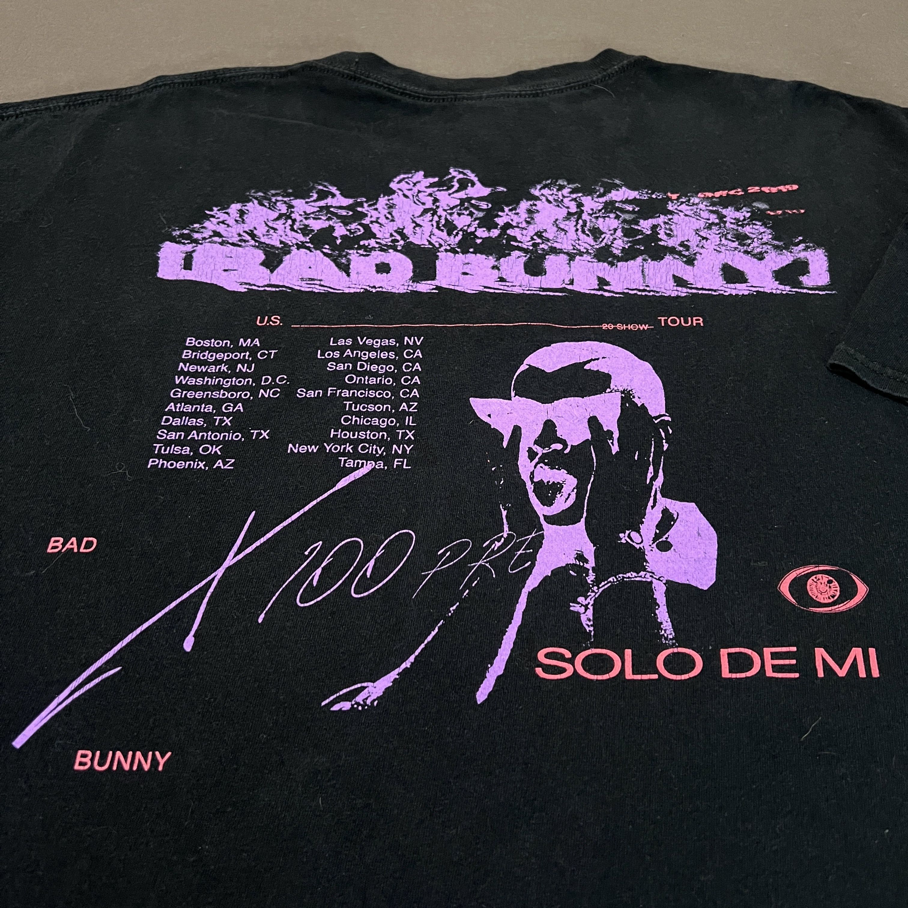 Band Tees × Rap Tees Bad Bunny x 100 Pre Black Tour Tee 2XL Solo De Mi Size US XXL / EU 58 / 5 - 1 Thumbnail