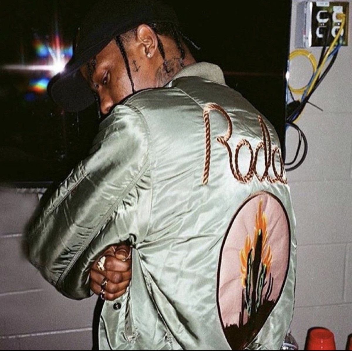 Travis Scott Rare 2015 Travis Scott Rodeo Green Olive Bomber Jacket Size US L / EU 52-54 / 3 - 2 Thumbnail