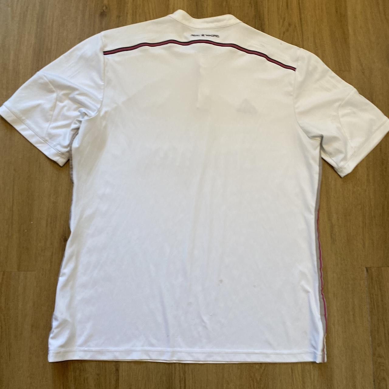 Adidas 2015-16 Real Madrid Adidas Fly Emirates Shirt Size US XL / EU 56 / 4 - 2 Thumbnail