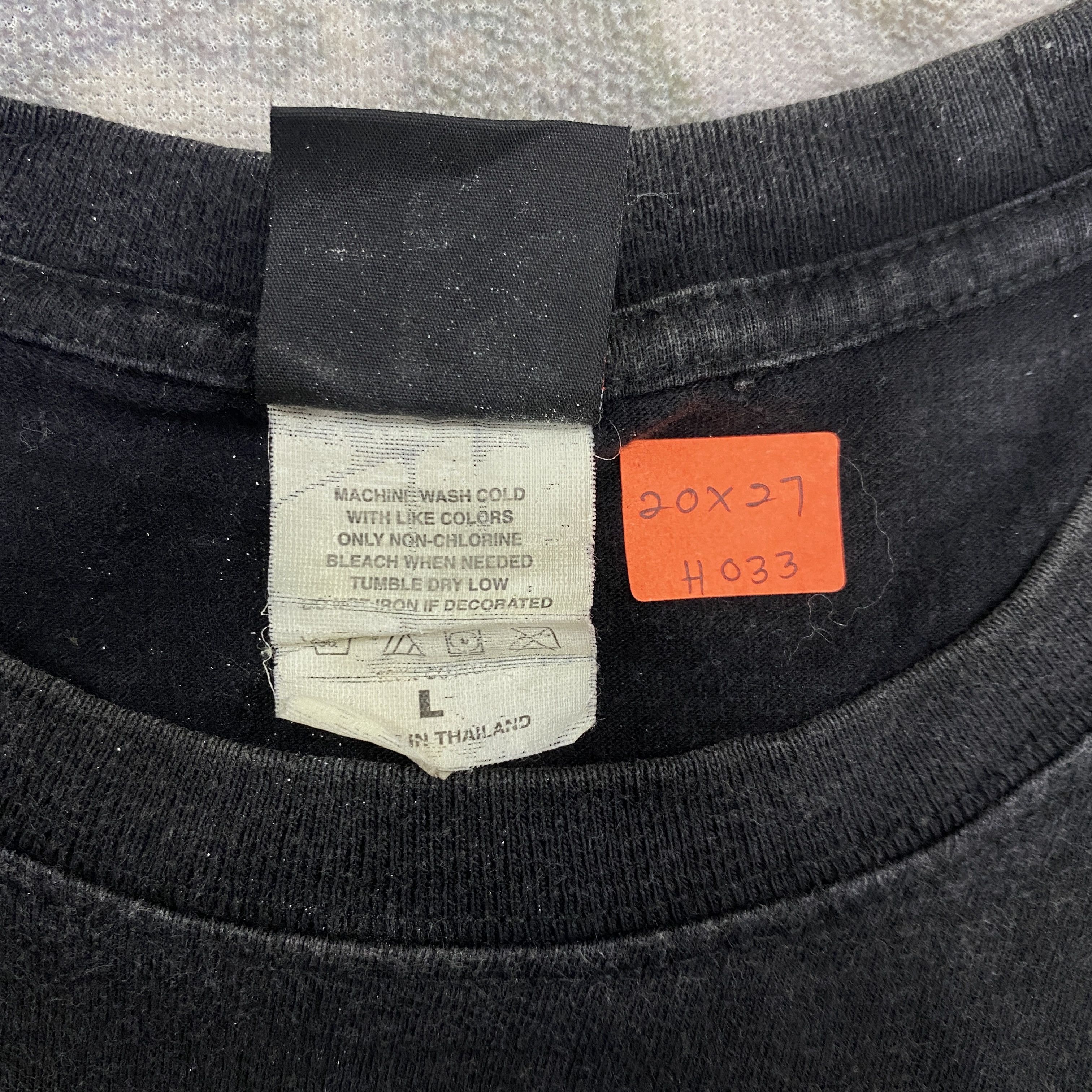 Band Tees Vintage Nirvana Smiley Black Rock Tee Size M - H033 Size US M / EU 48-50 / 2 - 4 Thumbnail