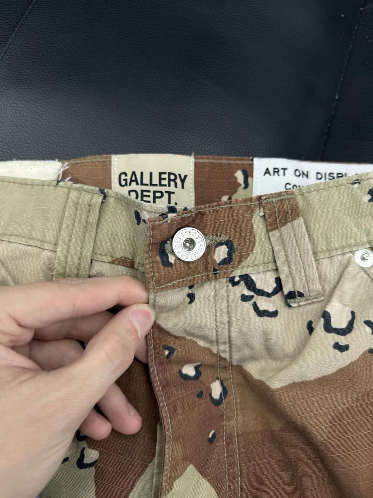 Gallery Dept. Gallery Dept. LA Light Camo Flare Pants 28/30 100% Authentic Size US 28 / EU 44 - 8 Thumbnail