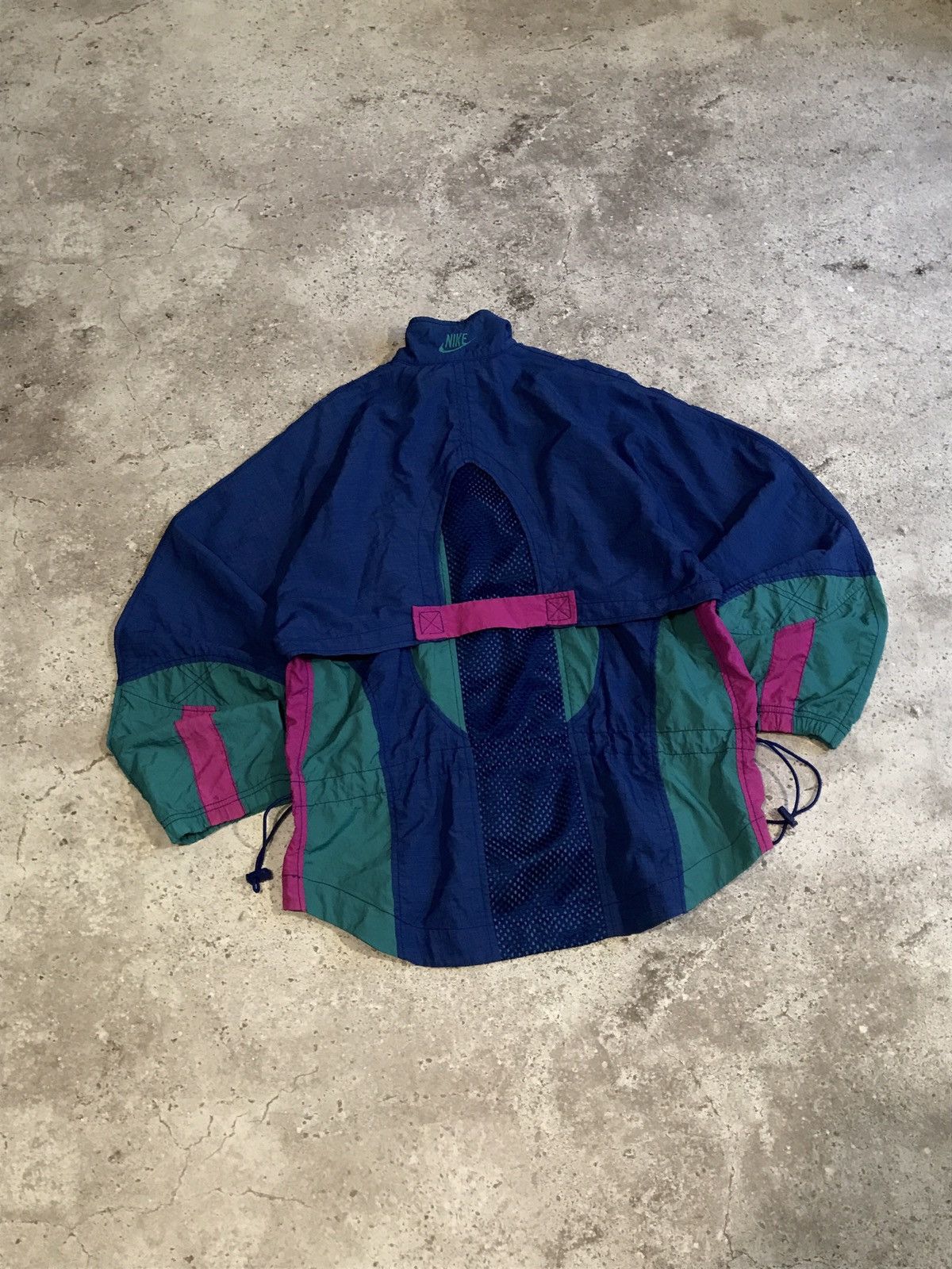Japanese Brand × Nike × Vintage Vintage 90s Light Jacket Nike Embroiled Logo Rare S Size S / US 4 / IT 40 - 4 Thumbnail