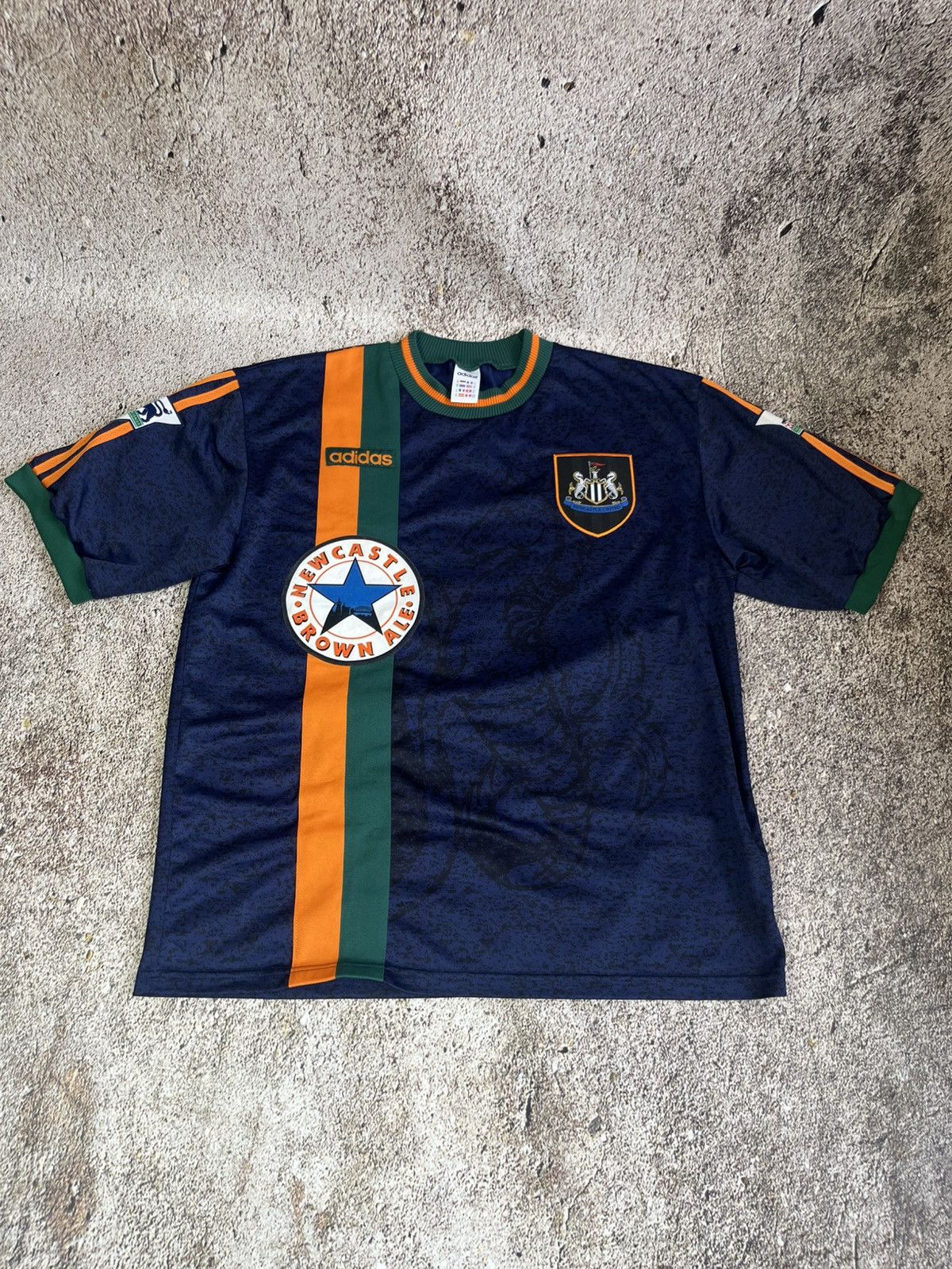 Adidas T shirt jersey football Adidas New castle vintage 97 98 s Size US XL / EU 56 / 4 - 3 Thumbnail