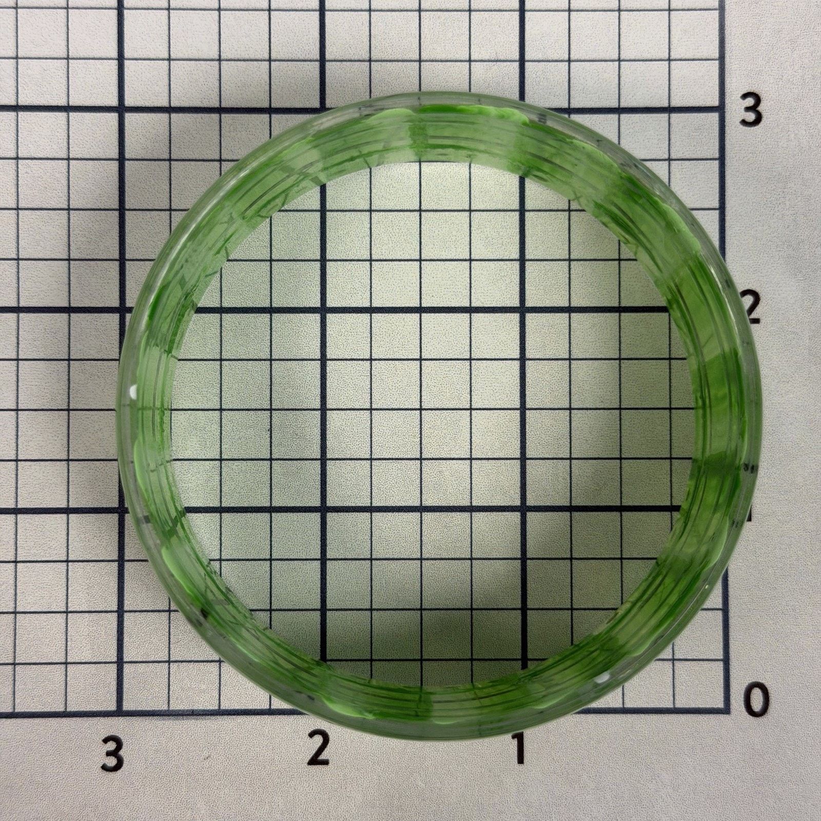 Vintage Fun VTG 1980 Kelly Green Plaid 1.25" Acrylic Bangle Bracelet Size ONE SIZE - 6 Thumbnail