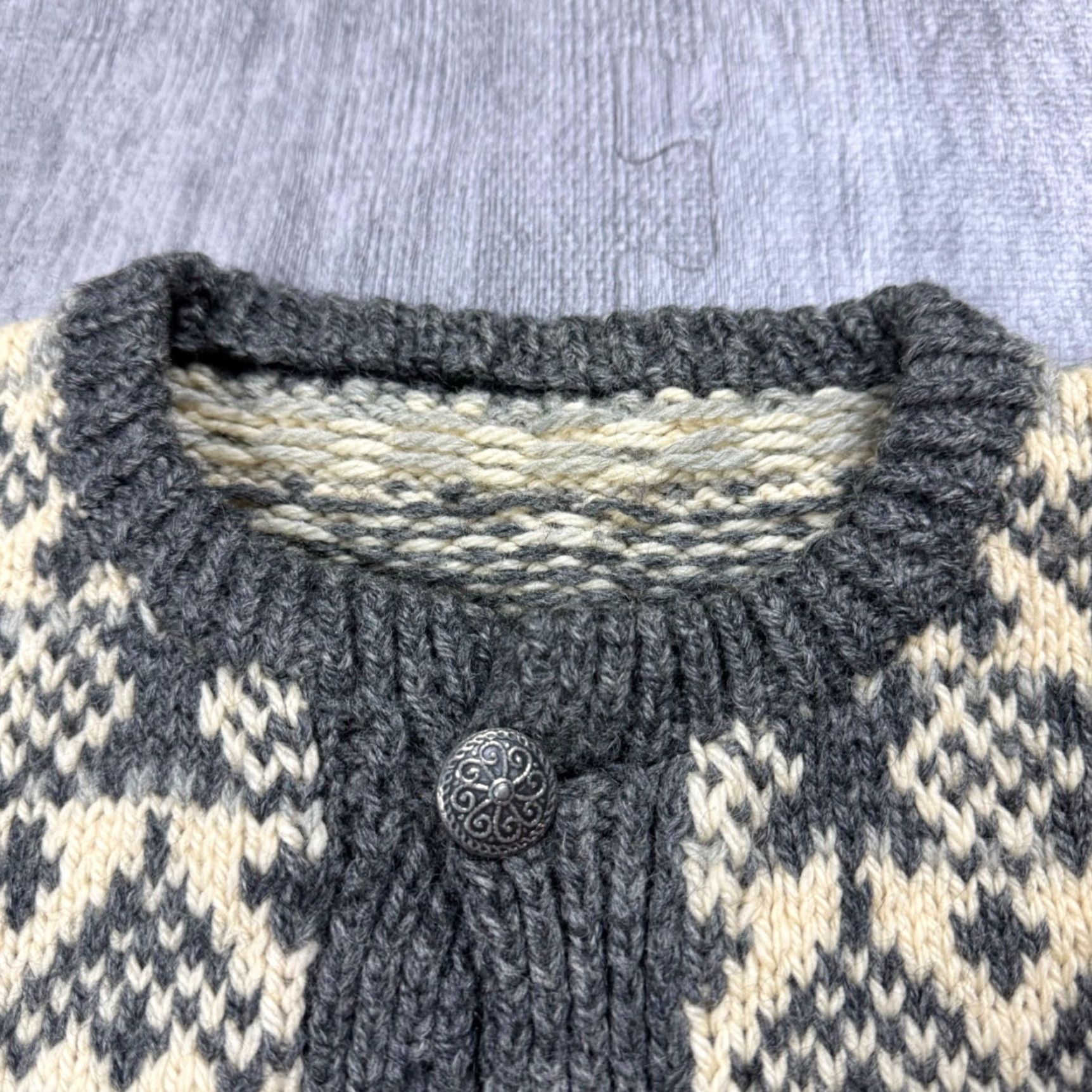Vintage VINTAGE L.L. BEAN Cardigan Mens XL Gray Wool Fair Isle Norwegian Birdseye Crew Neck Knit Wool Rugged Outdoor 90s/Old School Size US XL / EU 56 / 4 - 4 Thumbnail