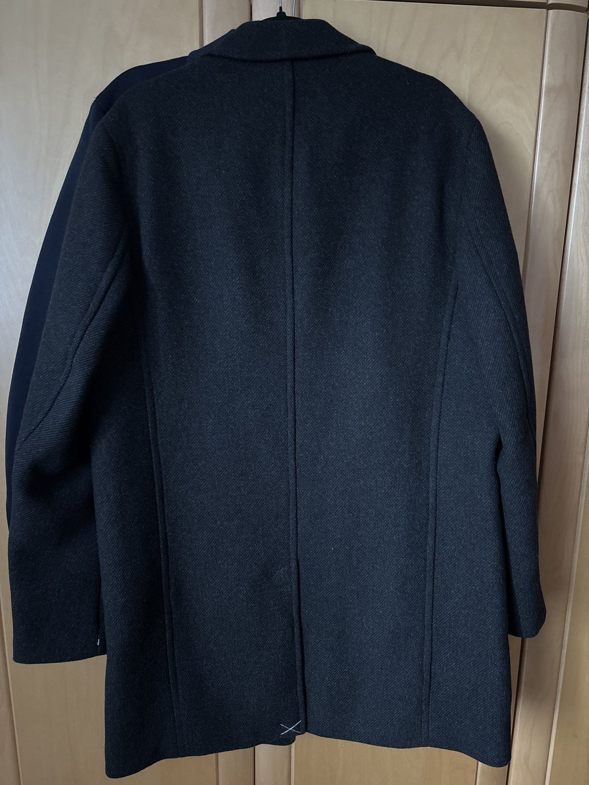 Karl Lagerfeld Men’s Winter Coat KARL LAGERFELD L Size US L / EU 52-54 / 3 - 2 Thumbnail