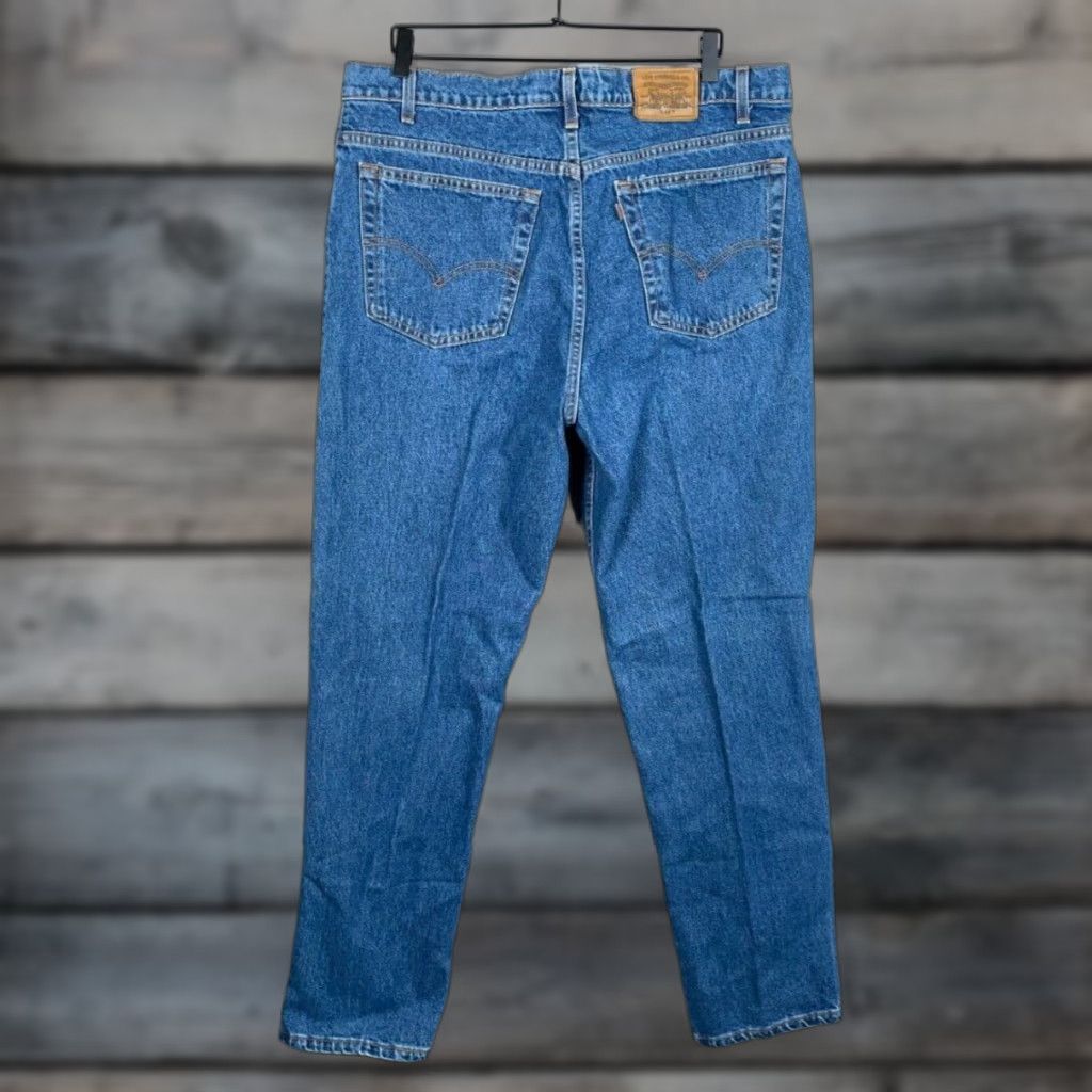 Levi's VINTAGE Levi's 540 Jeans Men's Relaxed Fit 39 x 31 Blue Denim 1997 USA 90s Grunge Retro Retro Mens Jeans Size US 39 - 1 Thumbnail