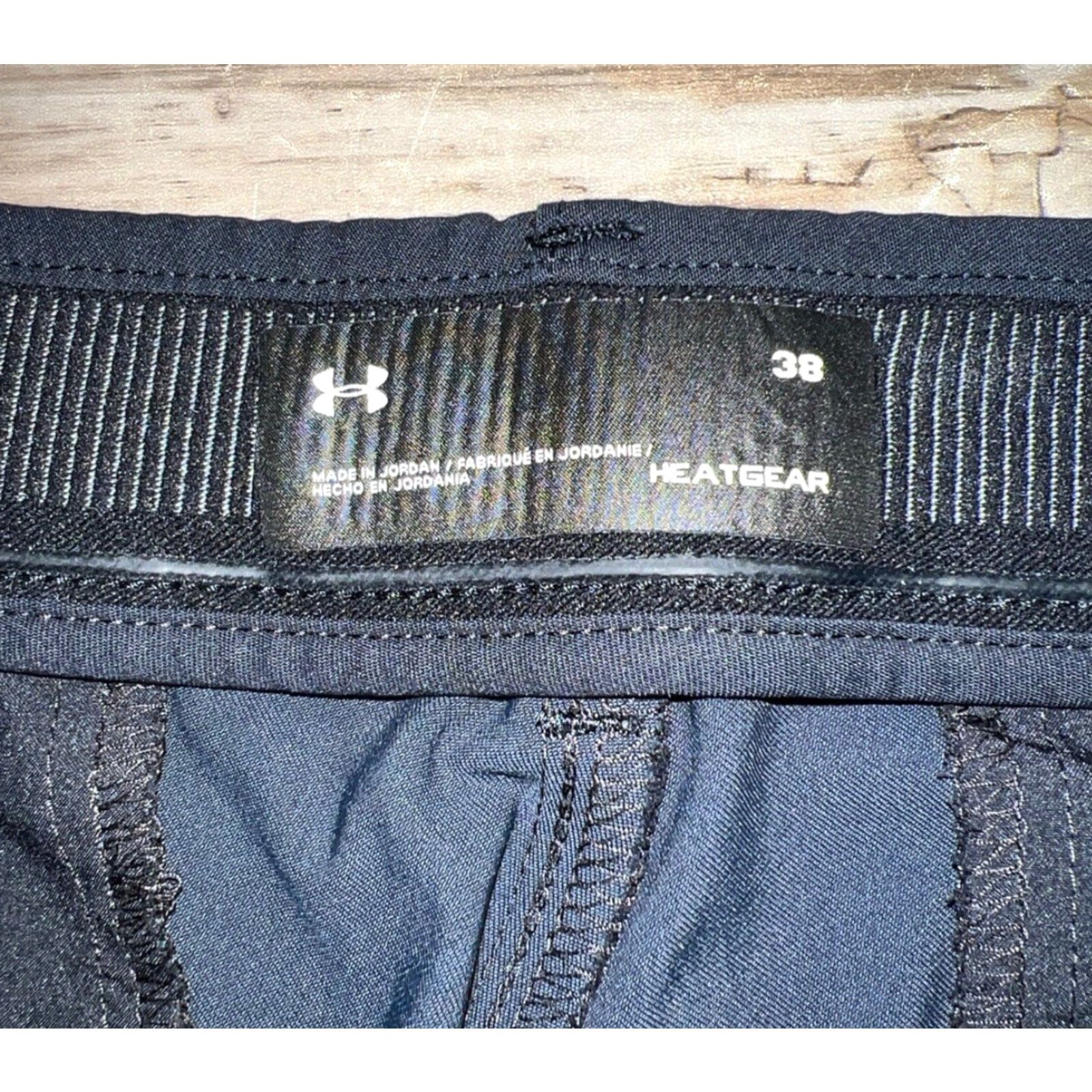 Under Armour Under Armour Black Shorts Mens 38 Regular Chino Style Casual Sportswear Mens Black 38 Regular Size US 38 / EU 54 - 5 Thumbnail