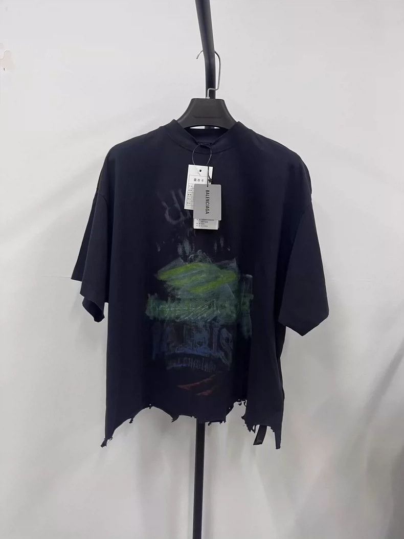 Balenciaga Balenciaga Faded crewneck printed short sleeve regular T-s Size US L / EU 52-54 / 3 - 1 Thumbnail