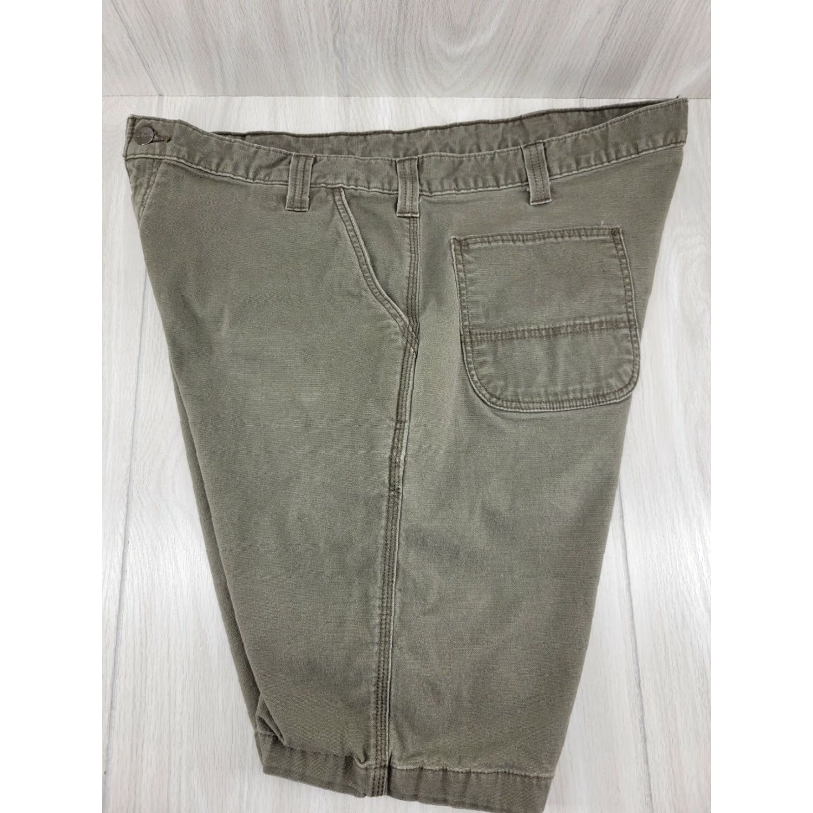Carhartt VINTAGE Carhartt Relaxed Fit Canvas Shorts 42 Cargo Workwear Mens Green 21" Flat Across 9.5" Inseam 13" Leg Opening Cotton Canvas 102514-217 Size US 42 / EU 58 - 6 Thumbnail