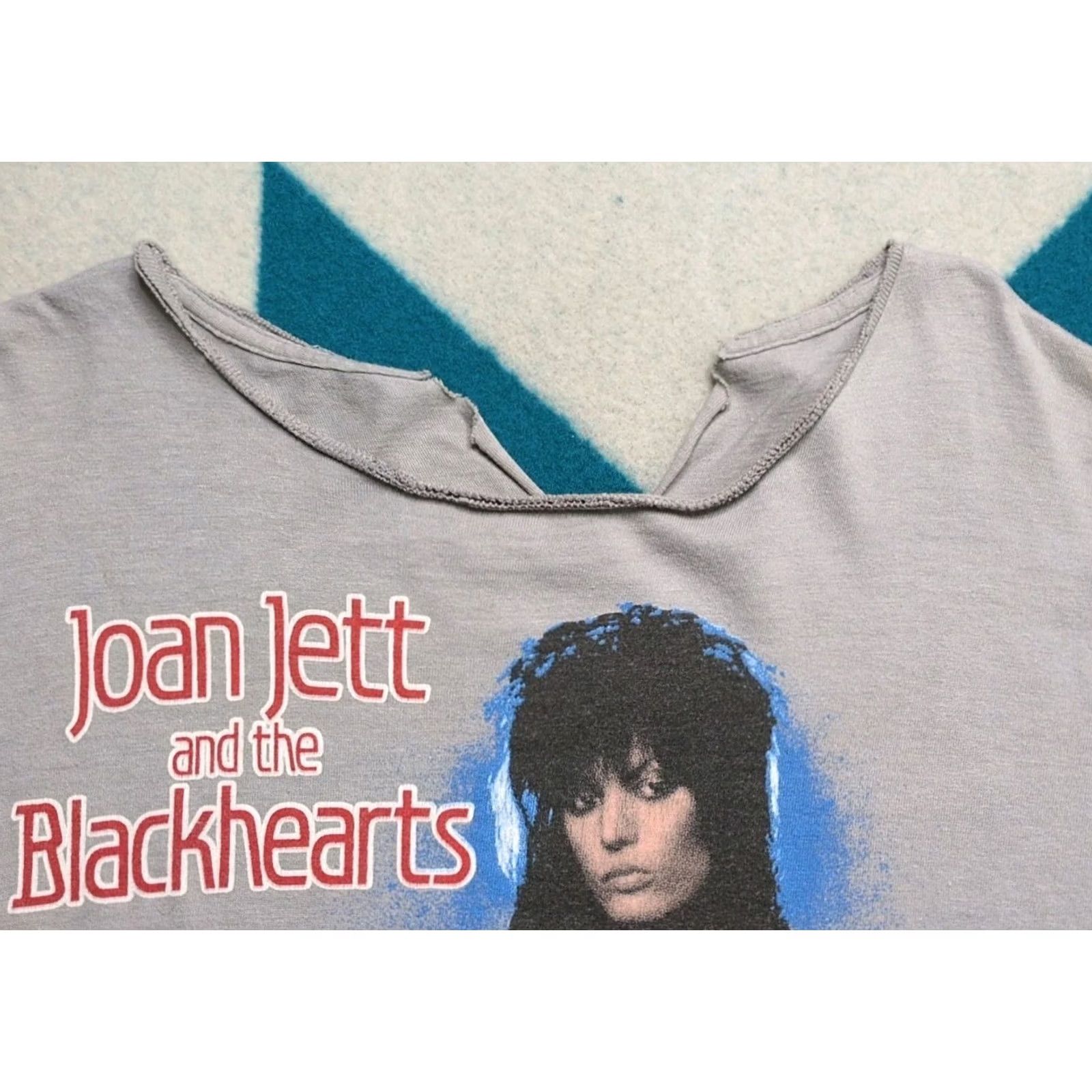 Thrasher VINTAGE Joan Jett And The Black Hearts Shirt Tour 1984 XL Gray Chopped Thrashed Size US XL / EU 56 / 4 - 7 Thumbnail