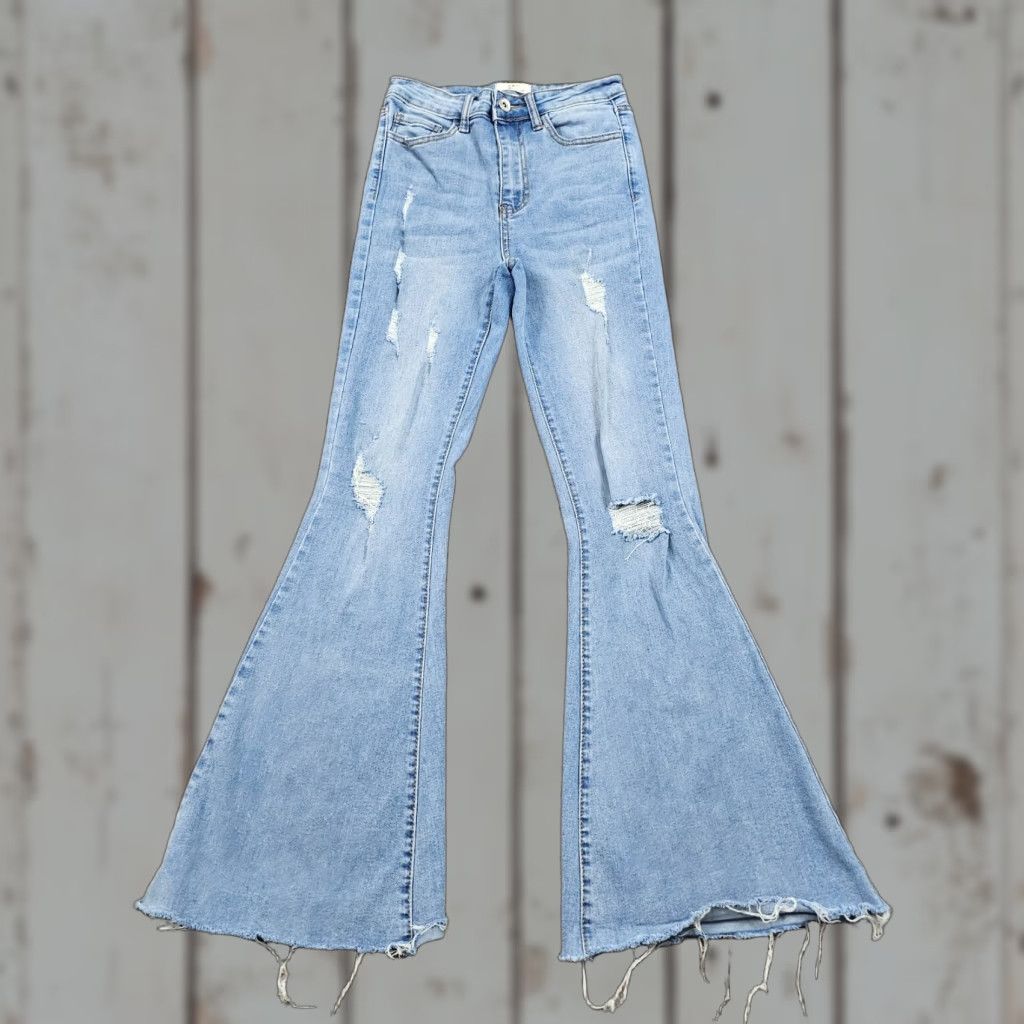 Vintage VINTAGE Skinny Fries Women's Flare Jeans High Rise Light Wash Distressed 22x30 Size 25" / US 0 / IT 36 - 1 Thumbnail