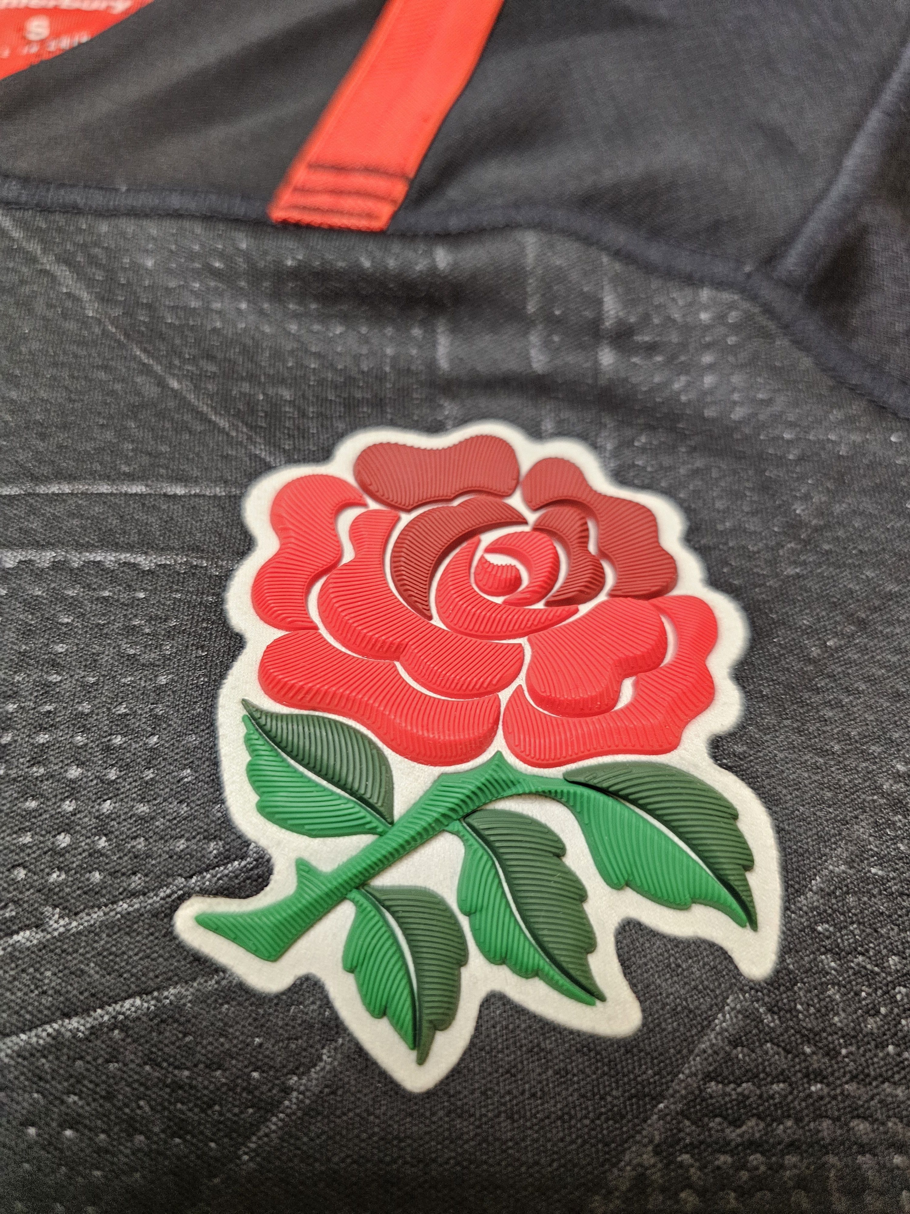 Canterbury of New Zealand ENGLAND RUGBY SHIRT 2017 RUGBY JERSEY RARE BLACK JERSEY Size US S / EU 44-46 / 1 - 4 Thumbnail