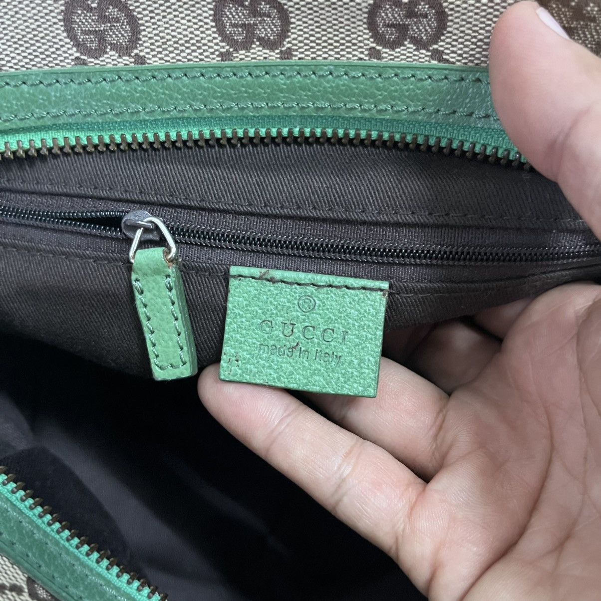 Gucci Authentic Gucci GG Monogram Small Handle Handbag Size ONE SIZE - 10 Thumbnail