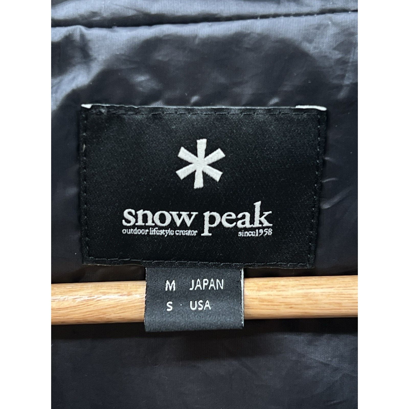 Snow Peak Snow Peak Pullover Down Tan Jacket Size M Japan S USA Size US M / EU 48-50 / 2 - 3 Thumbnail