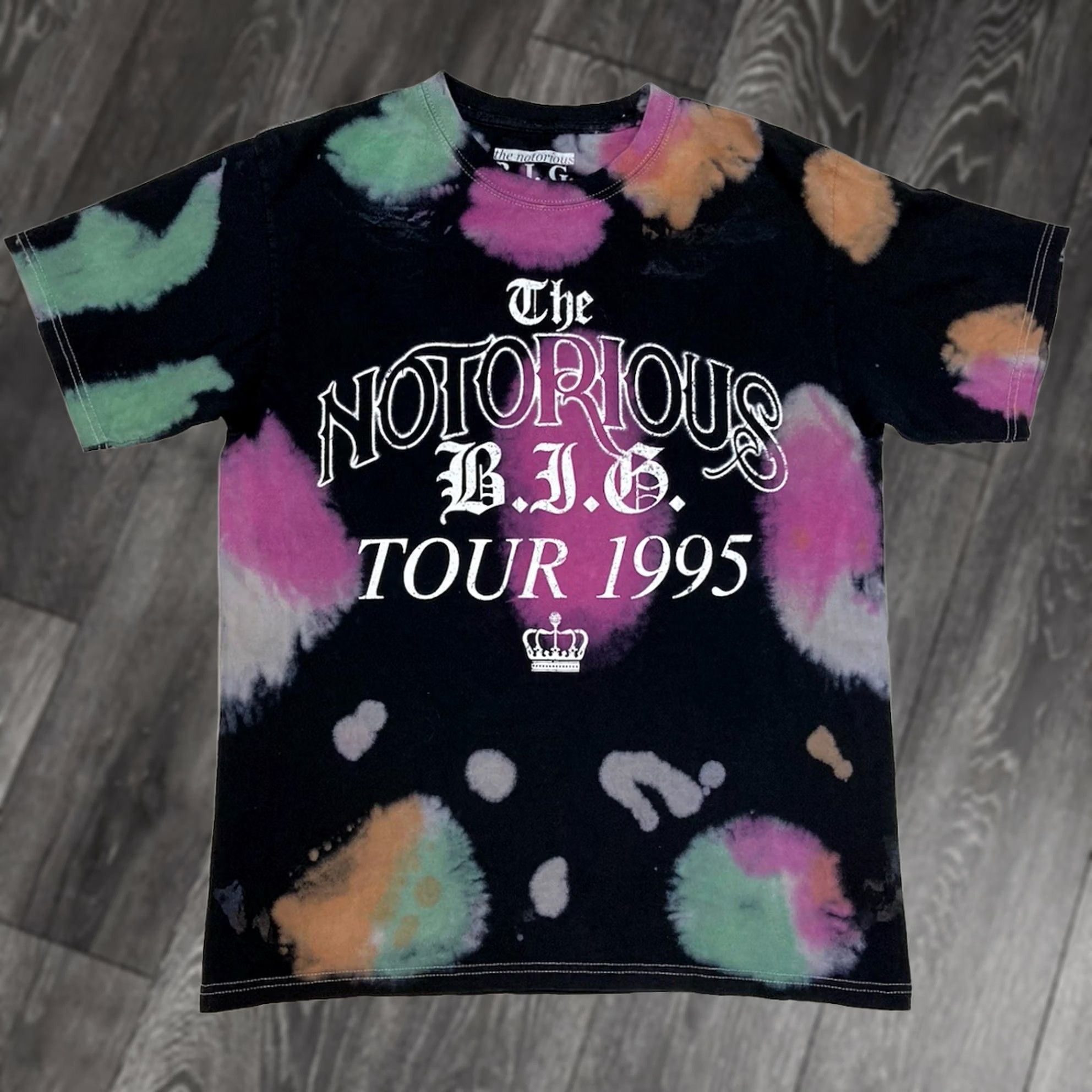 Vintage VINTAGE The Notorious BIG Biggie Smalls Tour 1995 T-shirt Women Small Tie Dye Black Shirt Women Small Black Tie Dye Hip Hop Music 90s Mens Women Girls Size S / US 4 / IT 40 - 1 Thumbnail