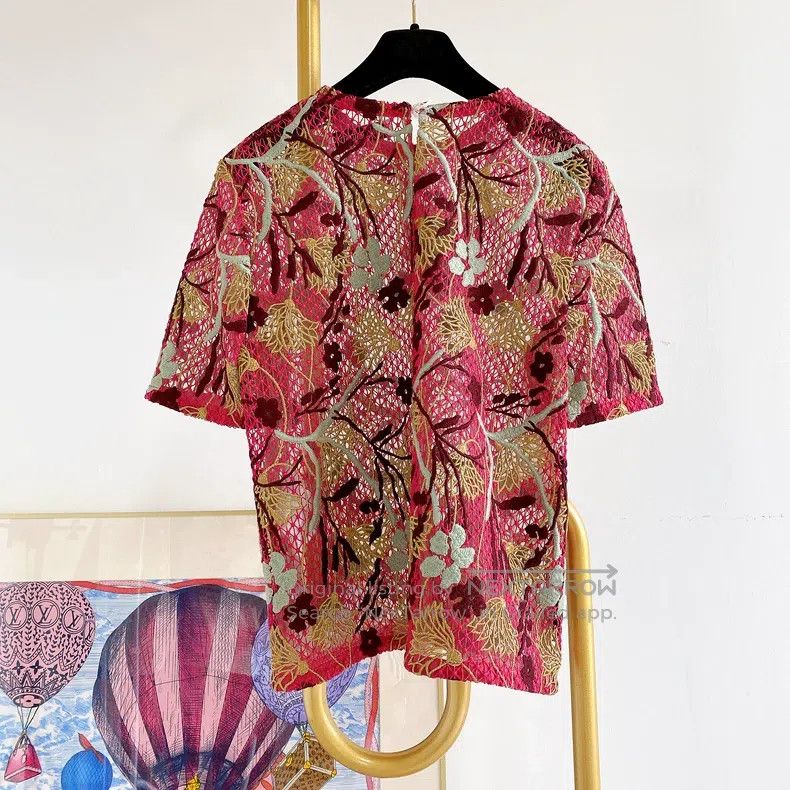 Valentino Valentino Lace T-shirt top Size S / US 4 / IT 40 - 2 Thumbnail