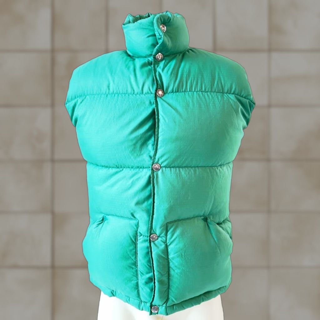 The North Face VINTAGE The North Face Puffer Vest Down 70s 80s Mens Small Green Brown Label Green Size US S / EU 44-46 / 1 - 1 Thumbnail