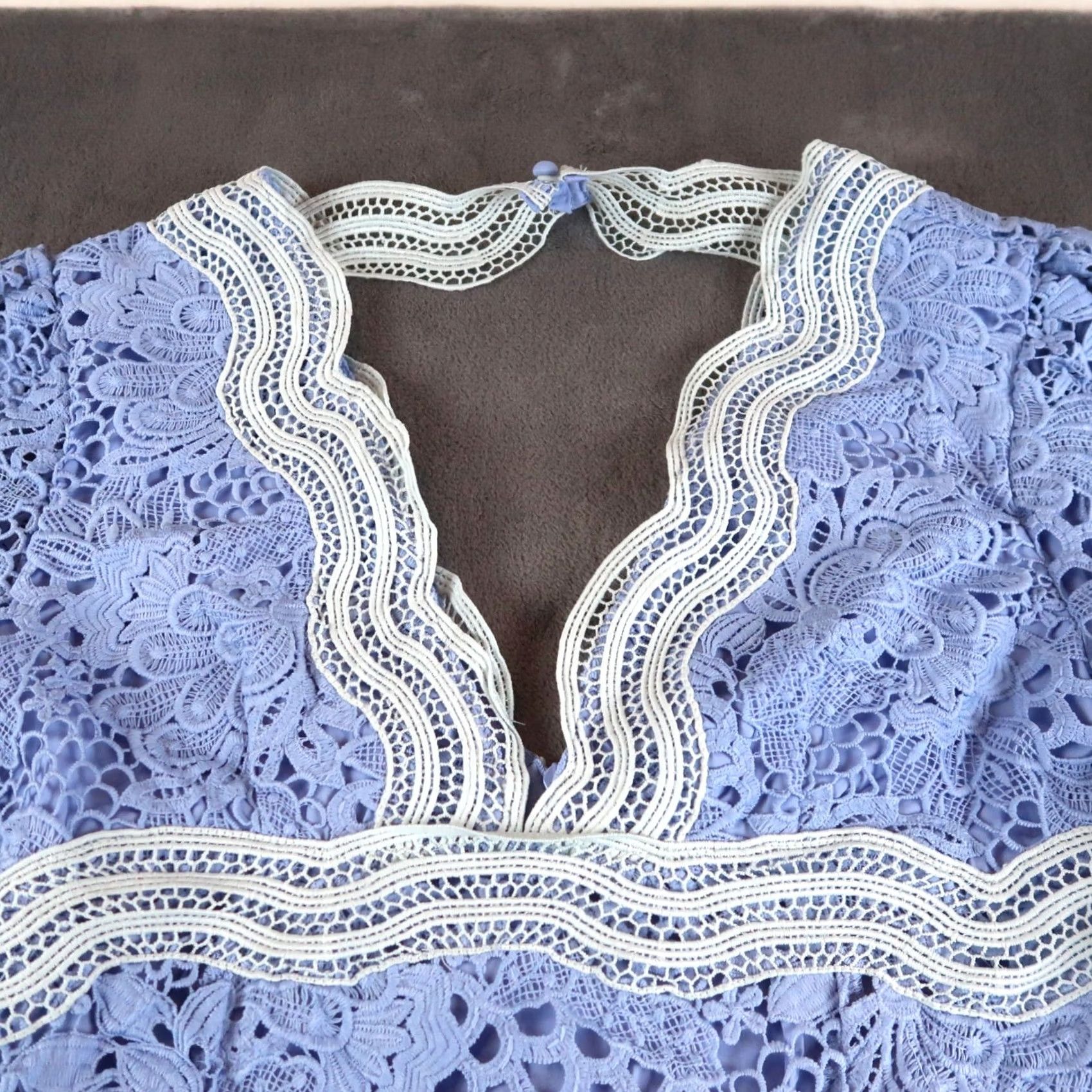 Vintage VINTAGE Gaëlle V-neck floral embroidered mini dress Size L Large Blue NWT MSRP 77 Size L / US 10 / IT 46 - 3 Thumbnail