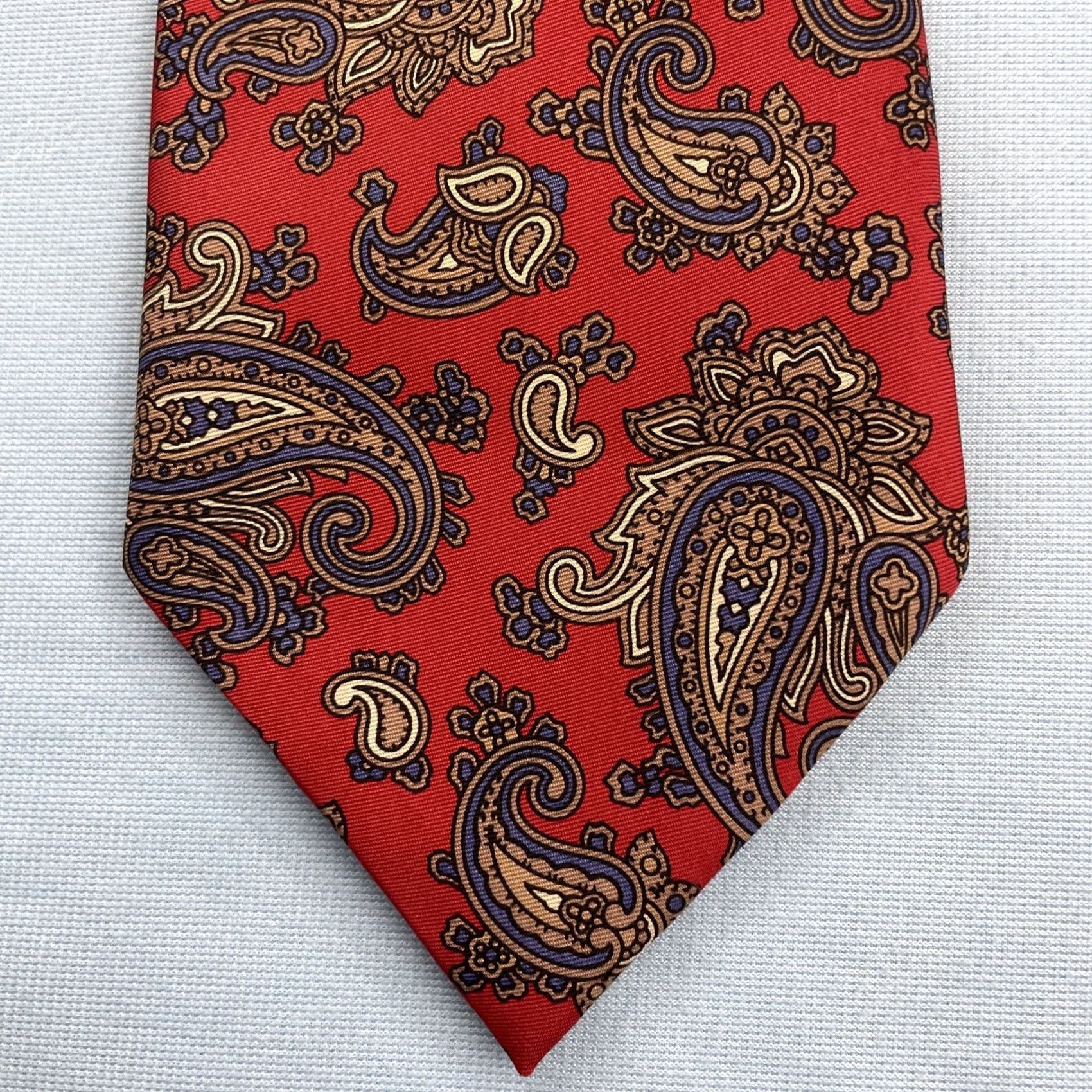 Vintage VINTAGE Christopher Hayes Tie Main Selling Point Paisley Silk Italy Red Blue White Classic 4x59 Mens NeckTie 1980s 1990s Western# Size ONE SIZE - 5 Thumbnail