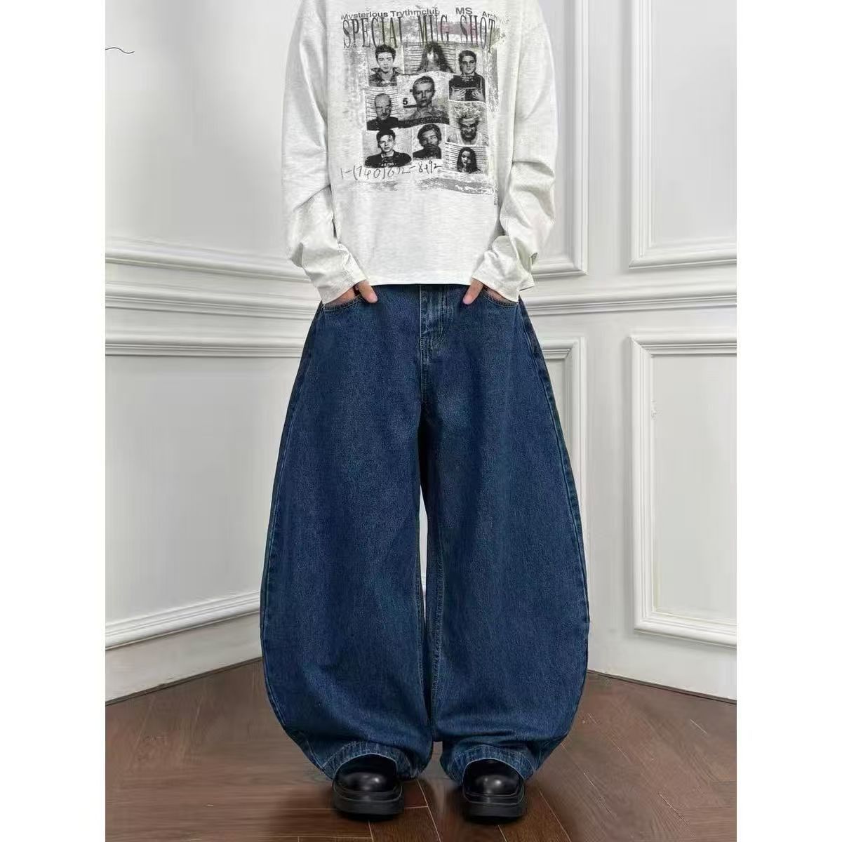 Vintage Men's Blue Washed Distressed Straight Scythe-Cut Jeans Size US 32 / EU 48 - 1 Thumbnail