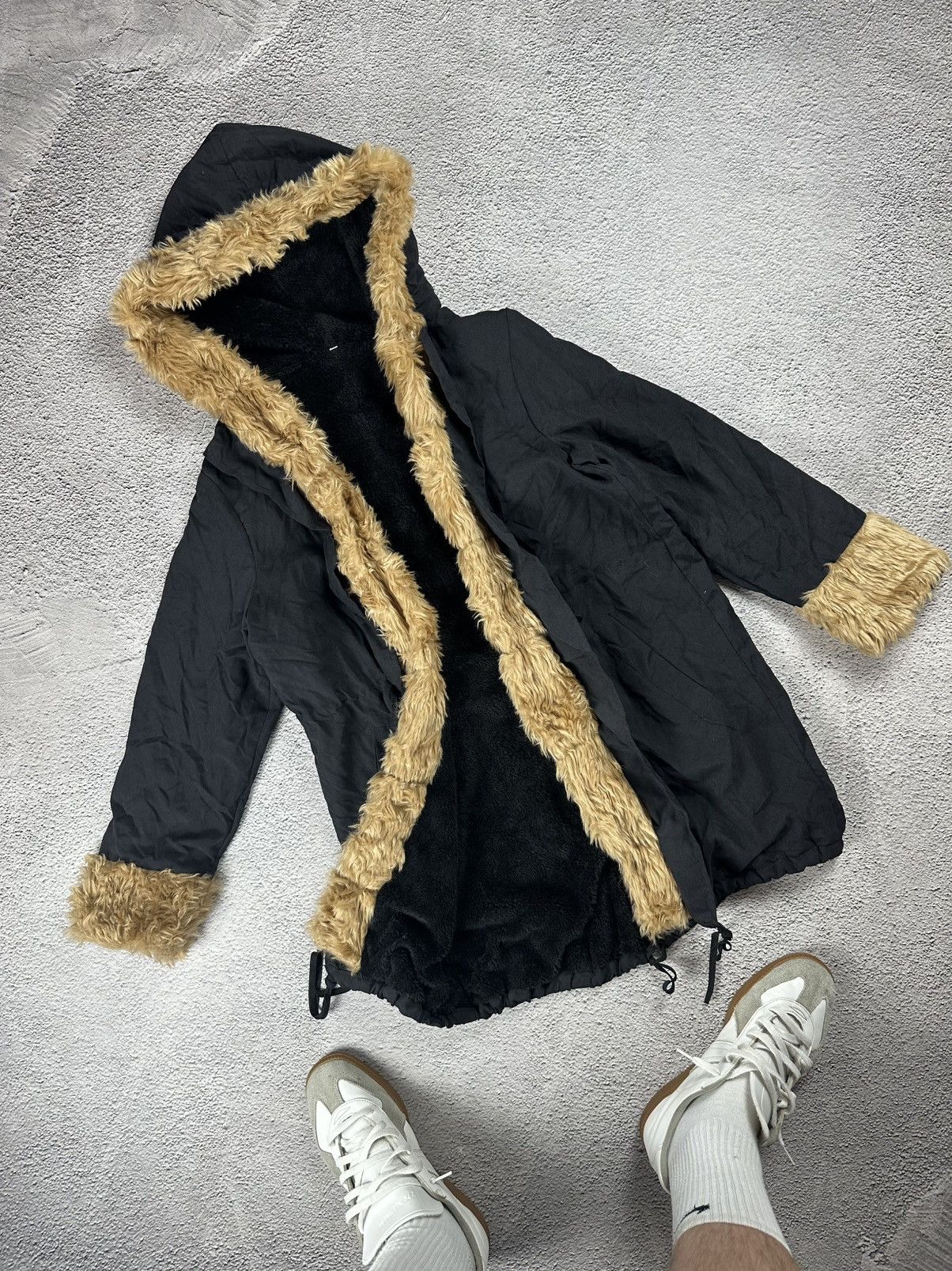 If Six Was Nine Fur Fuzzy Faux Jacket LGB Gothic Hype Coat Opium Parka Size M / US 6-8 / IT 42-44 - 1 Thumbnail