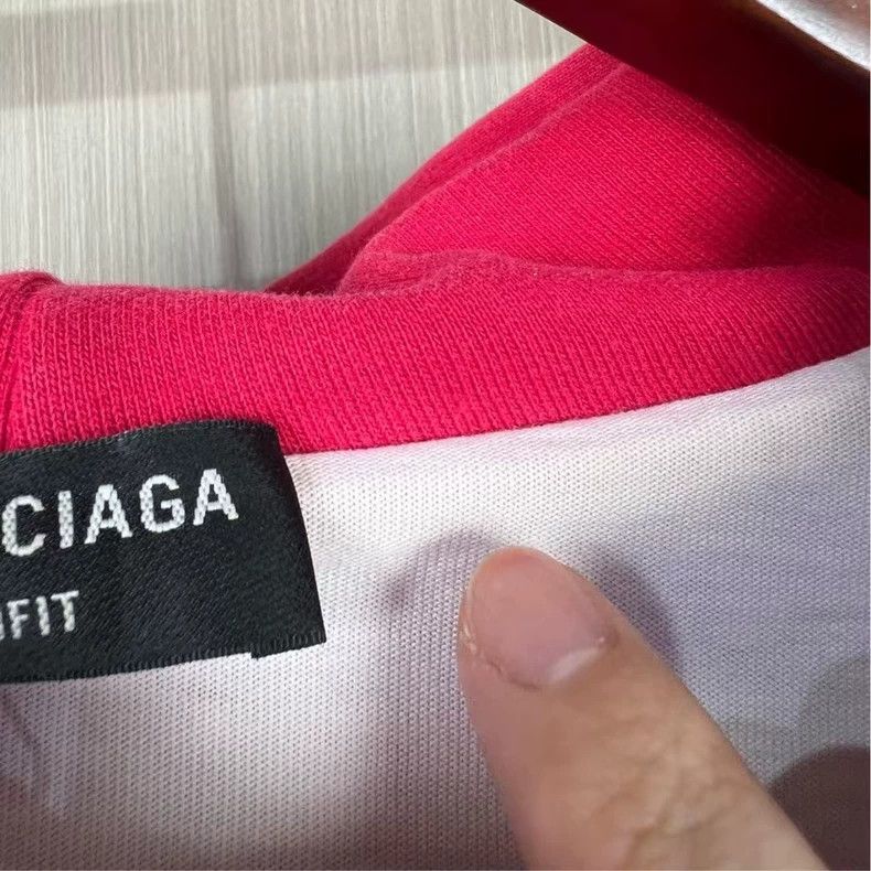 Balenciaga Balenciaga Destroyed Letter Logo Hoodie Size US XXS / EU 40 - 6 Thumbnail