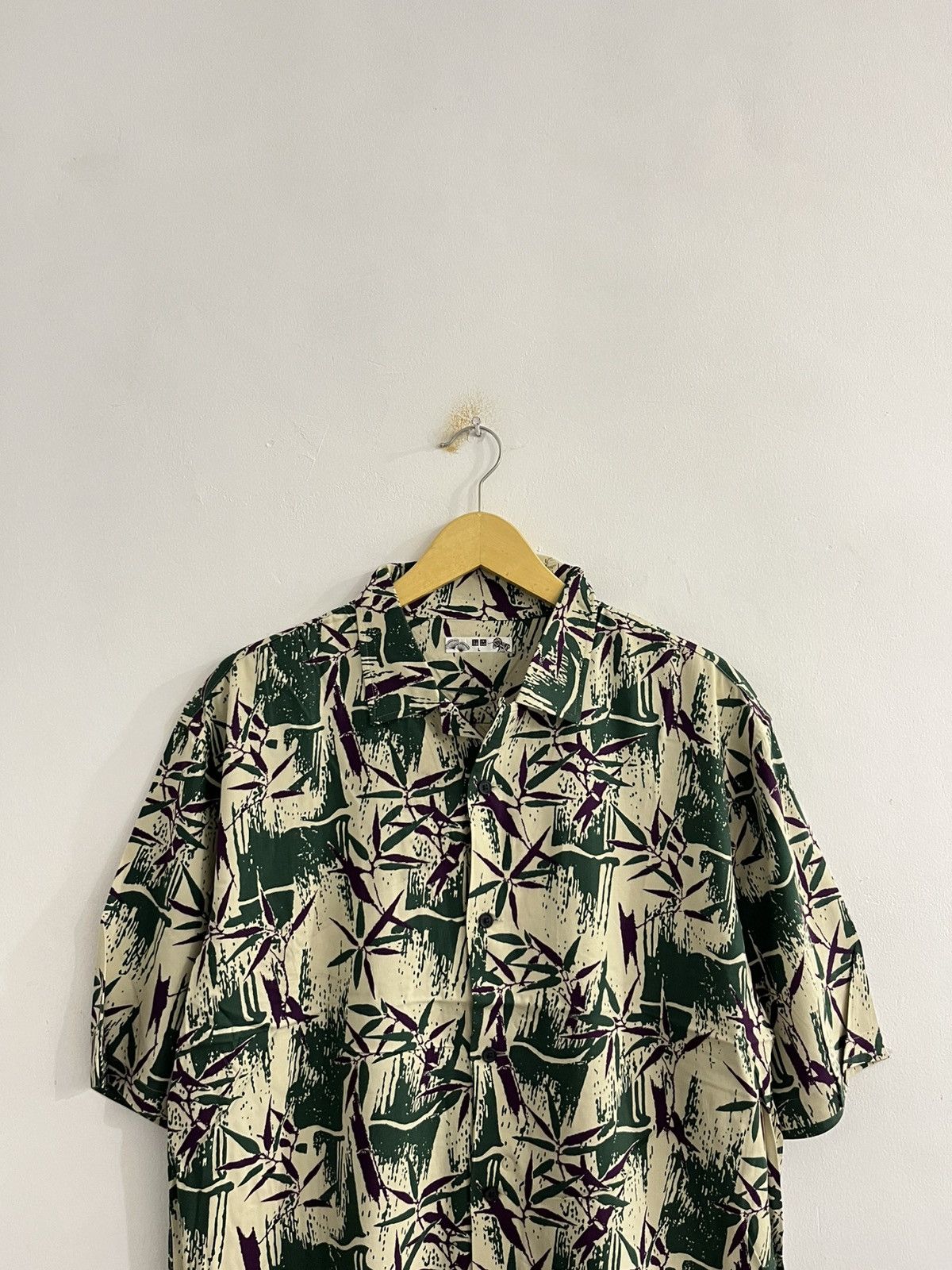 Japanese Brand Uniqlo Japanes Edition Button Up Shirt Size US L / EU 52-54 / 3 - 2 Thumbnail