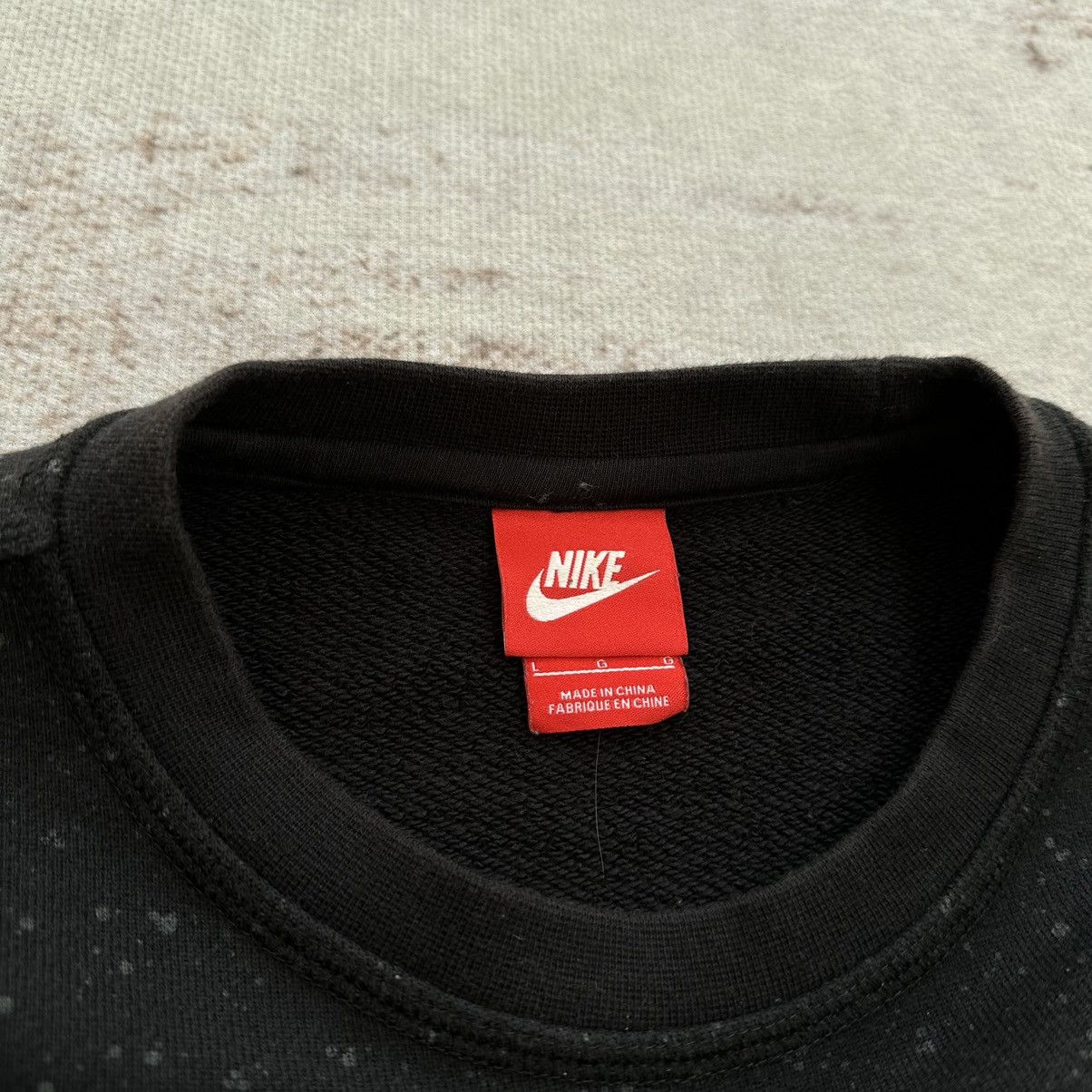 Nike VINTAGE NIKE AIR GALAXY DESIGN VERY RARE SPELLOUT EMBROIDERY Size US L / EU 52-54 / 3 - 14 Thumbnail