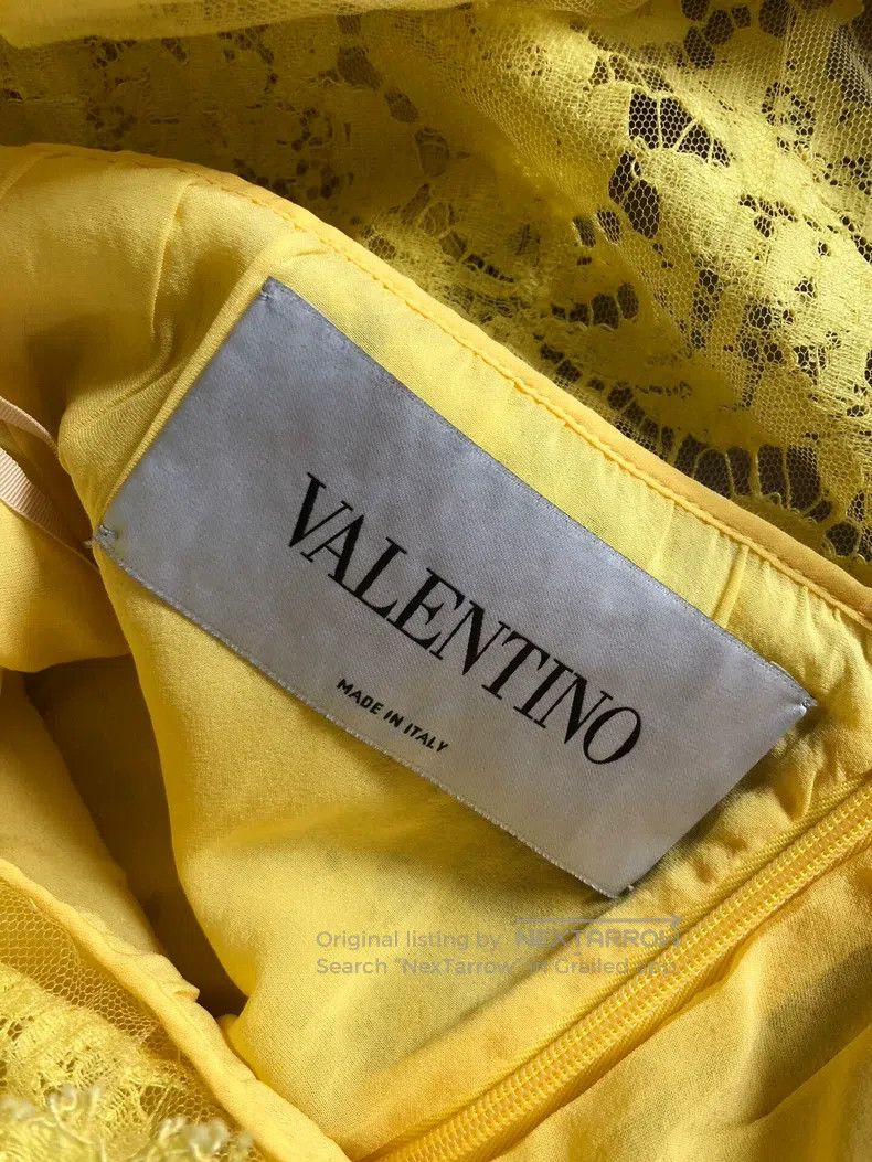 Valentino Valentino Lace dress with quarter-sleeved sleeves Size S / US 4 / IT 40 - 2 Thumbnail