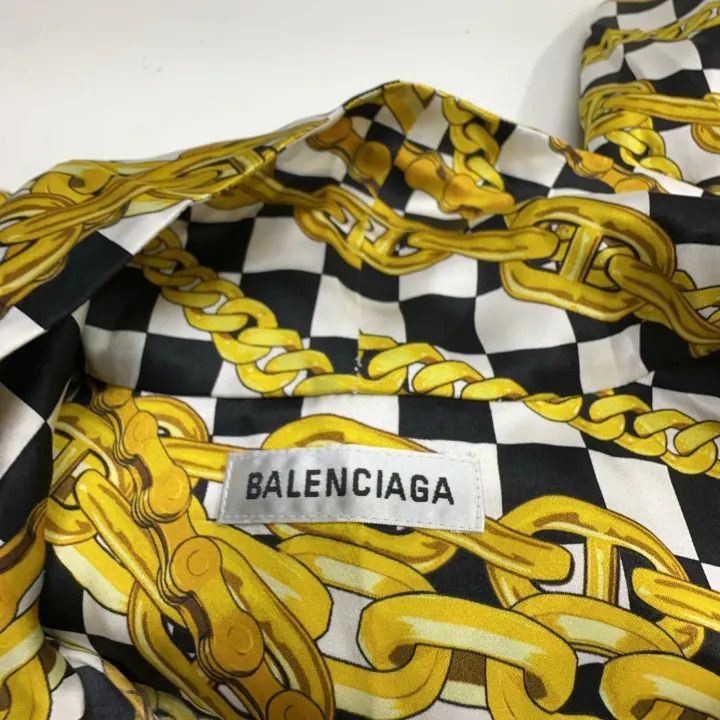 Balenciaga Balenciaga Chain Print Satin Short Sleeve Shirt 0079-2507 Size S / US 4 / IT 40 - 4 Thumbnail