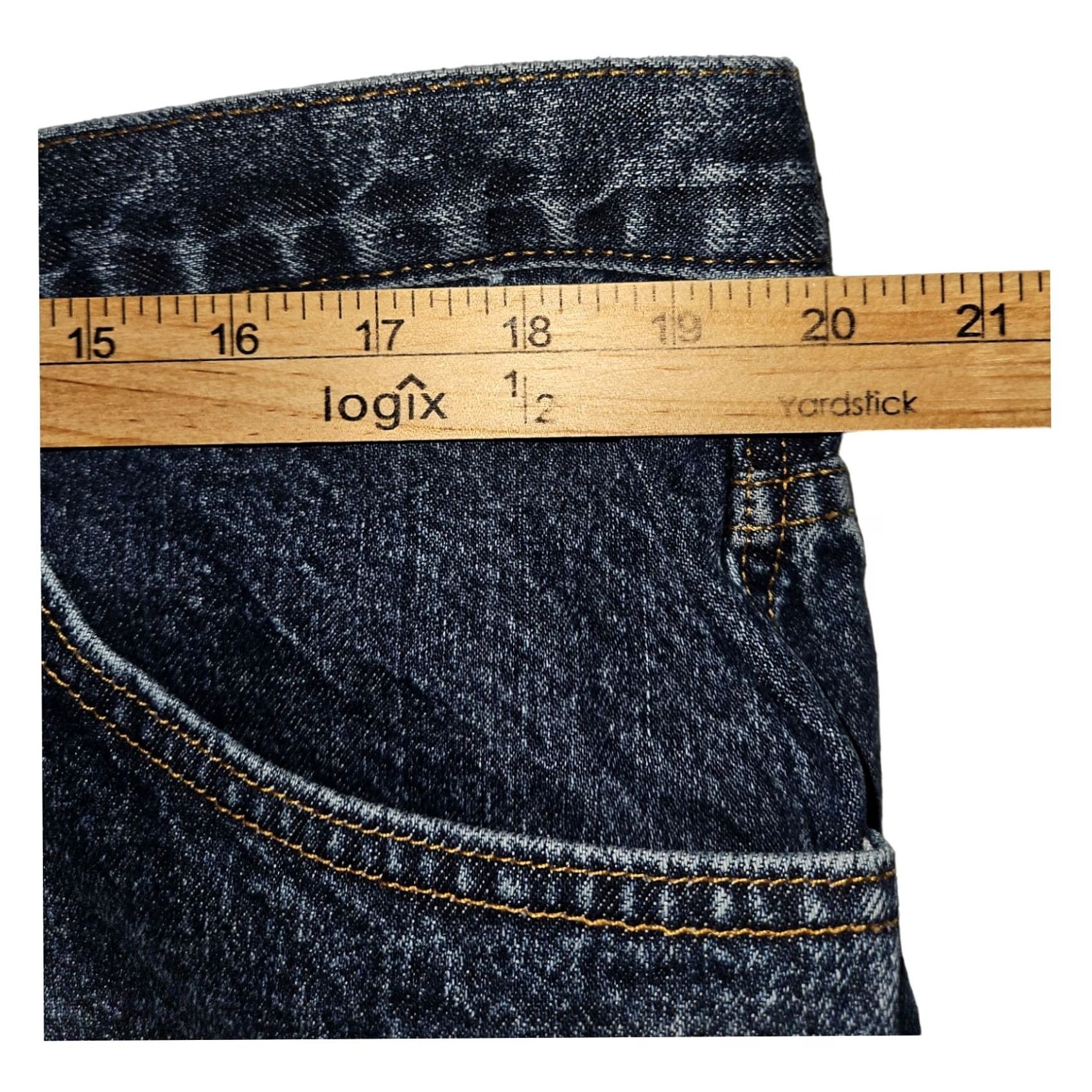 Eddie Bauer VINTAGE Eddie Bauer Jeans Cargo Shorts Men 40 Blue Denim Casual Outdoors Hiking 90s Nature Outdoor Mens) Size US 40 / EU 56 - 3 Thumbnail
