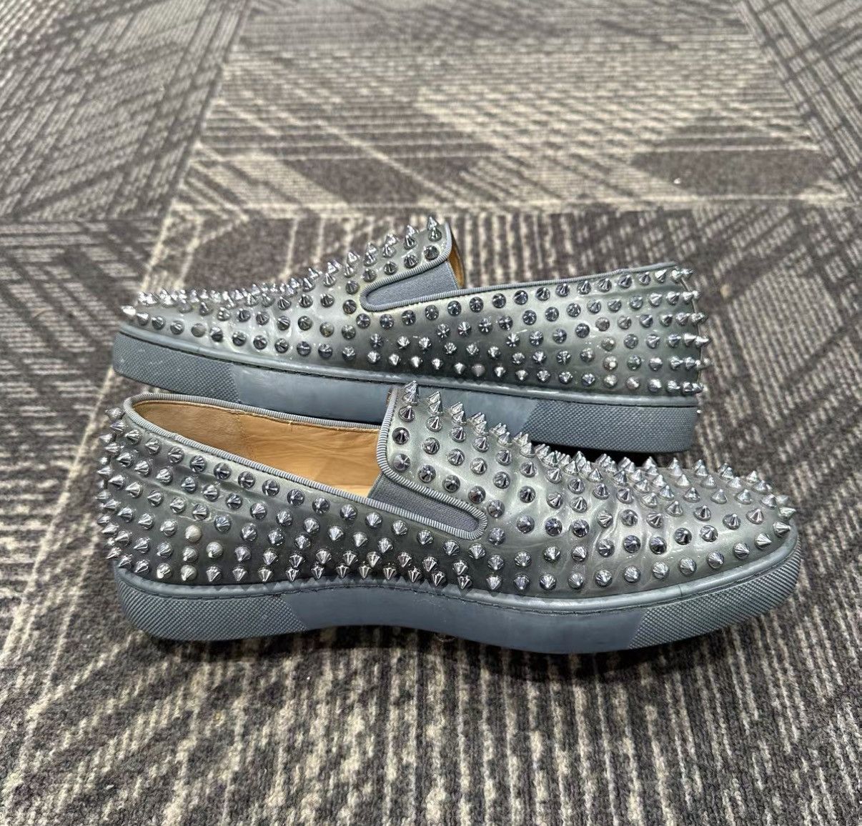 Christian Louboutin Christian Louboutin Studded Red Sole Shoes J42 Size US 9 / EU 42 - 5 Thumbnail
