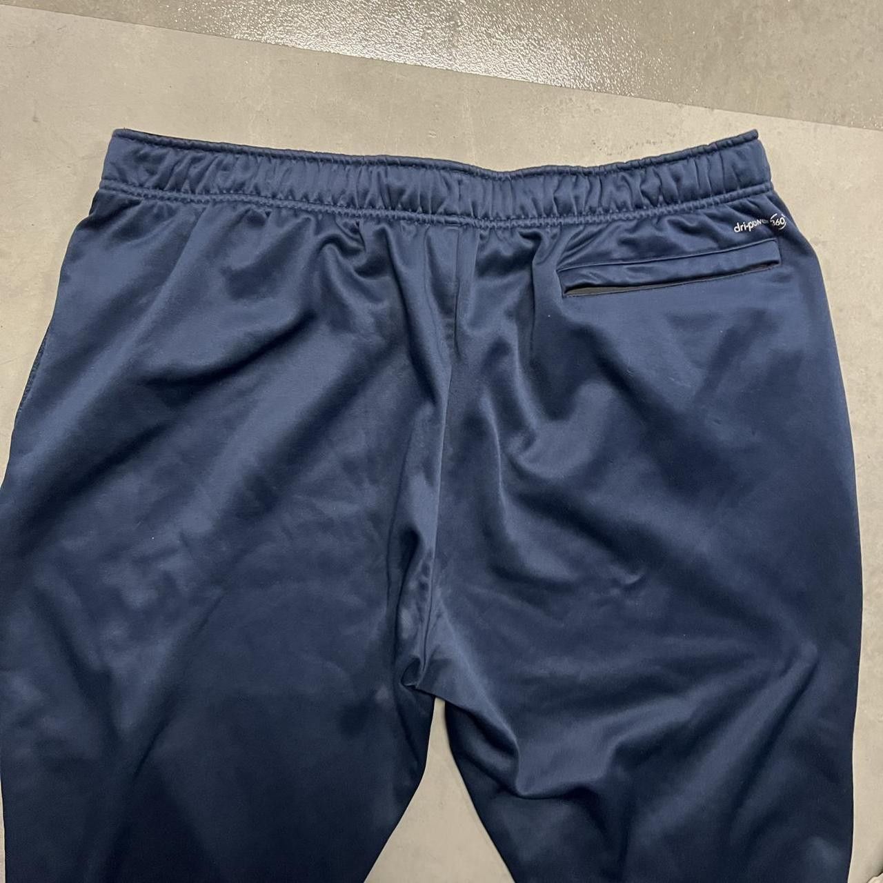 Russell Athletic Vintage Y2K/2000s Russell Athletics navy Blue sweatpants tracks with adjustable waistband and pockets! Size US 38 / EU 54 - 6 Thumbnail